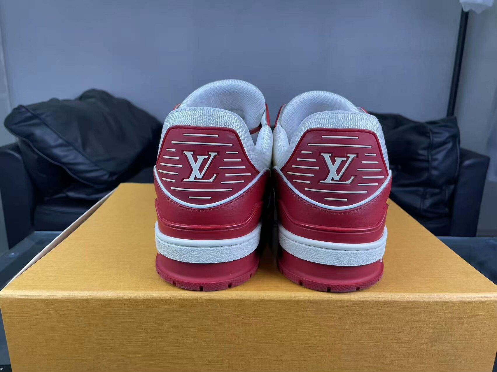 Louis Vuitton Louis Vuitton Training Red Lowtop Sneakers 43.5 Men Size US 10.5 / EU 43-44 - 4 Thumbnail