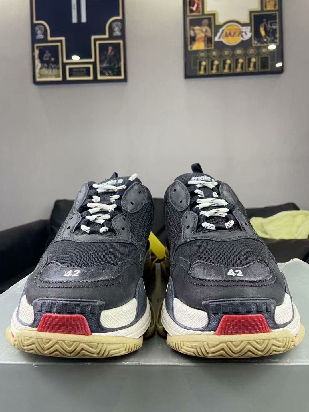 Balenciaga Balenciaga Black Lowtop Sneakers S Men Size US 10 / EU 43 - 2 Thumbnail
