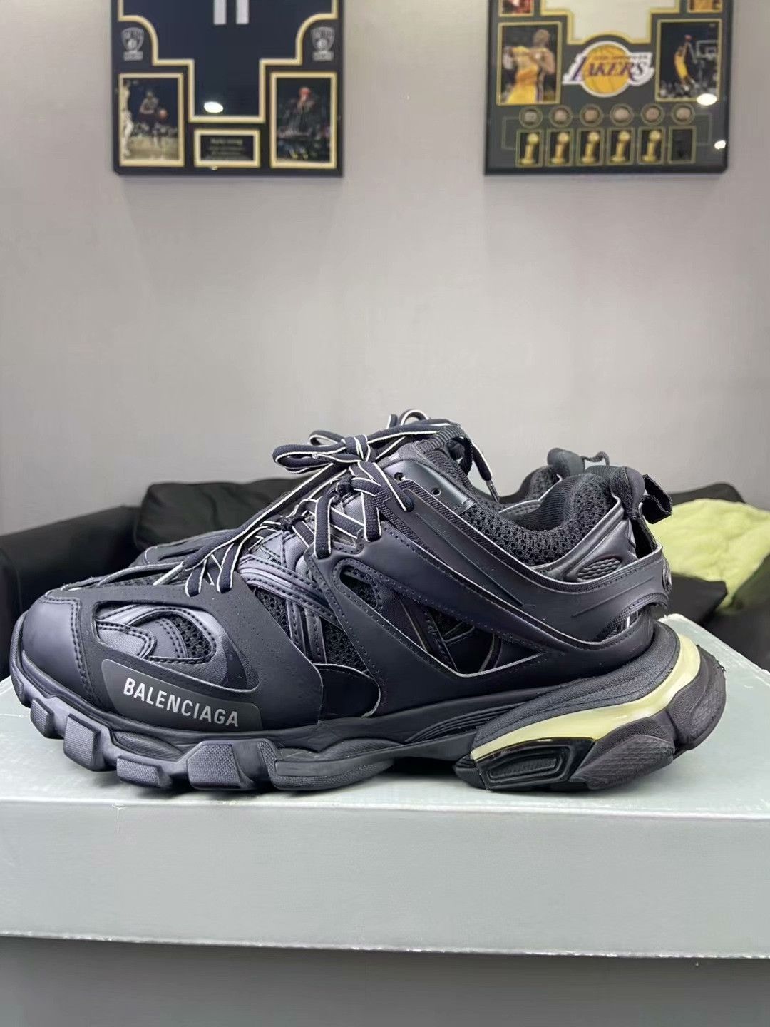 Balenciaga Balenciaga Black Lowtop Sneakers 41 Men Size US 8.5 / EU 41-42 - 9 Thumbnail