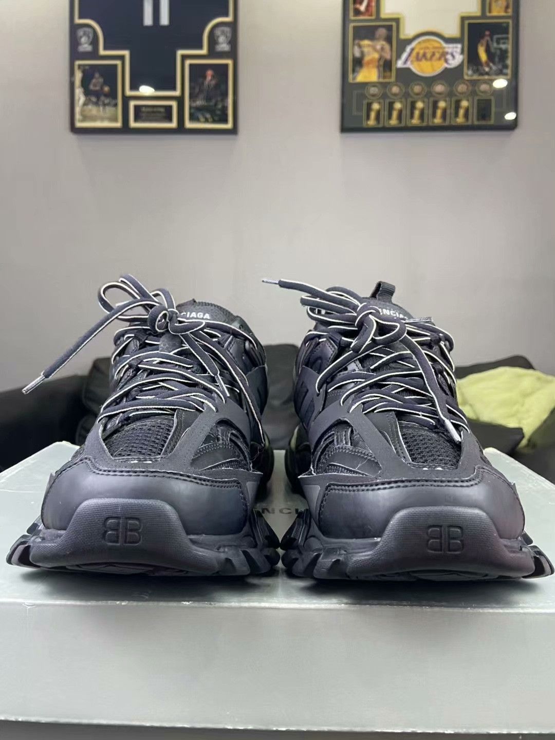 Balenciaga Balenciaga Black Lowtop Sneakers 41 Men Size US 8.5 / EU 41-42 - 2 Thumbnail