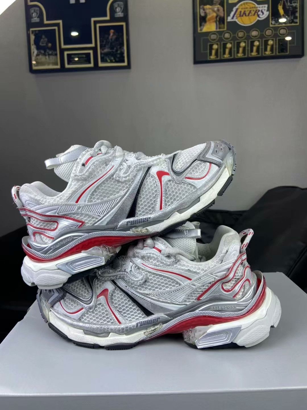 Balenciaga Balenciaga Running Gray Lowtop Sneakers 40 Women Size US 9 / IT 39 - 7 Thumbnail