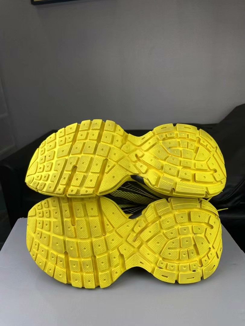 Balenciaga Balenciaga Distressed Yellow Lowtop Sneakers XXXL Men Size US 10 / EU 43 - 5 Thumbnail