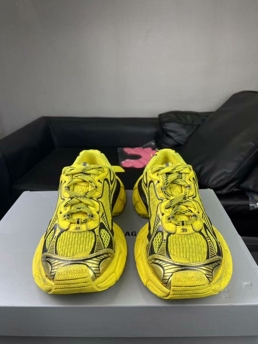 Balenciaga Balenciaga Distressed Yellow Lowtop Sneakers XXXL Men Size US 10 / EU 43 - 2 Thumbnail