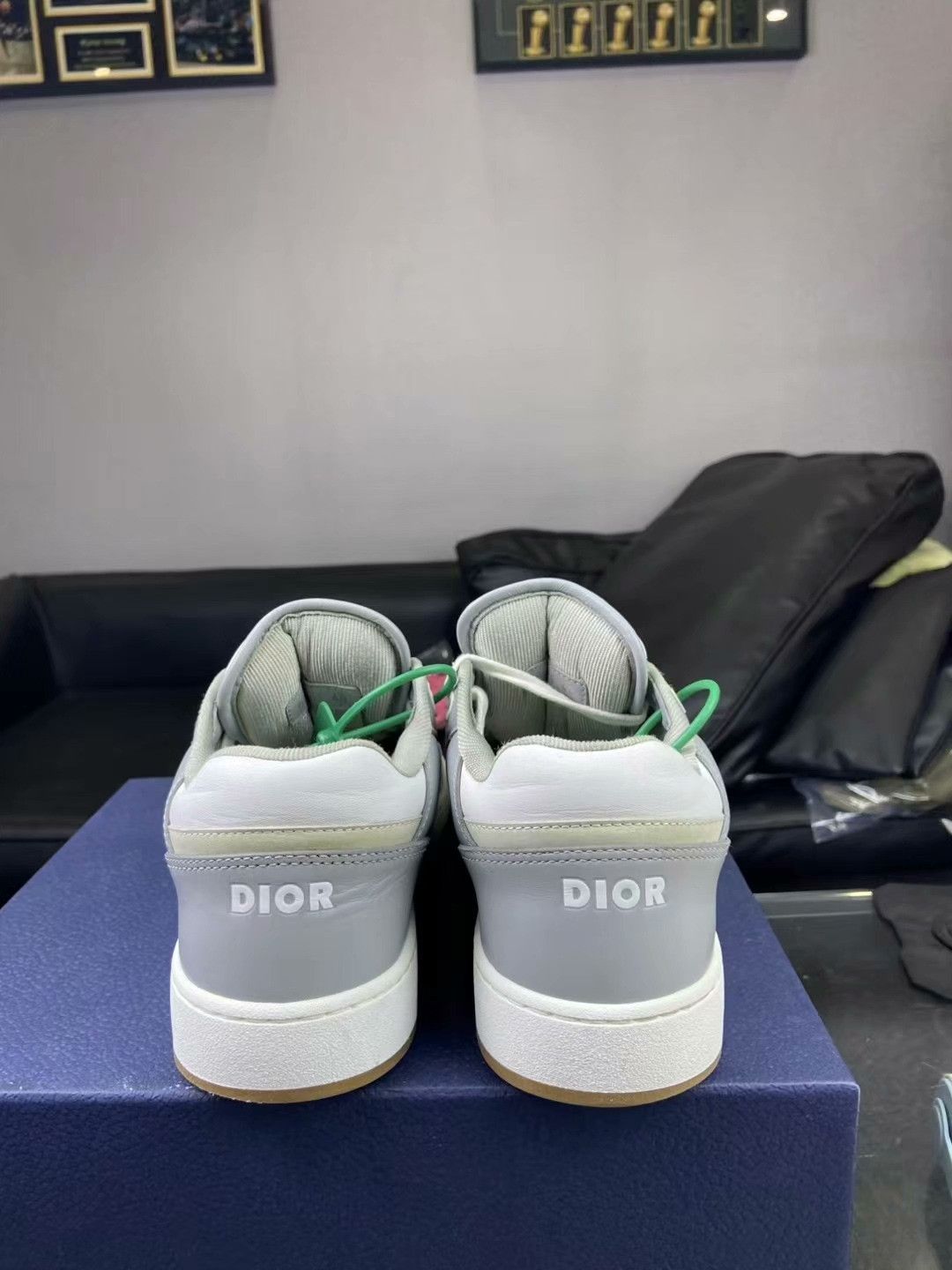 Dior Dior White Lowtop Sneakers 27 Women Size US 8 / IT 38 - 4 Thumbnail