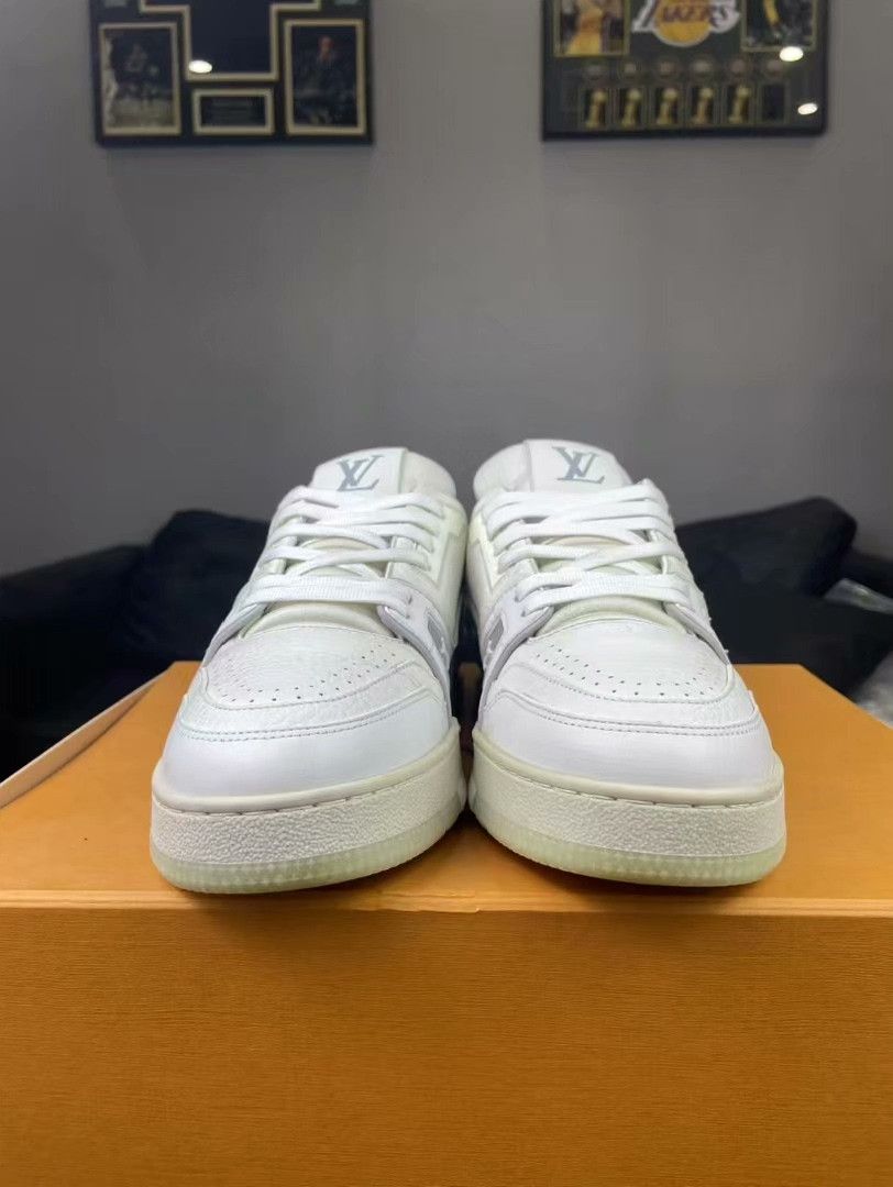 Louis Vuitton Louis Vuitton Training White Lowtop Sneakers 40 Men Size US 7.5 / EU 40-41 - 2 Thumbnail