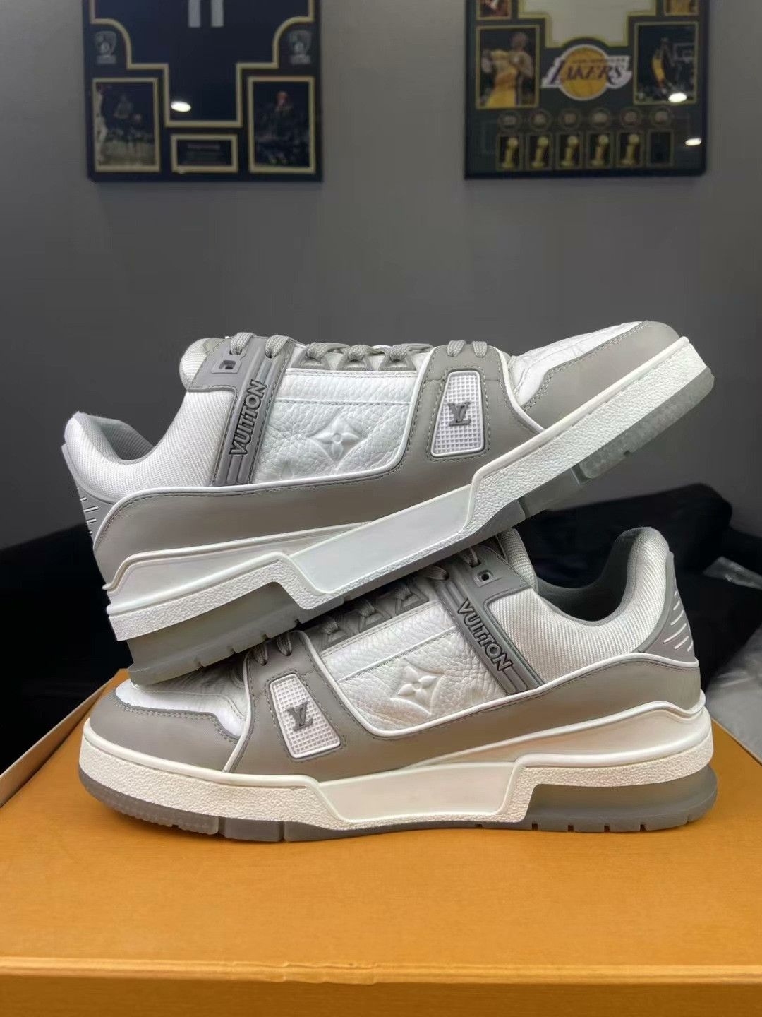 Louis Vuitton Louis Vuitton Training Gray Lowtop Sneakers 40 Men Size US 7.5 / EU 40-41 - 6 Thumbnail