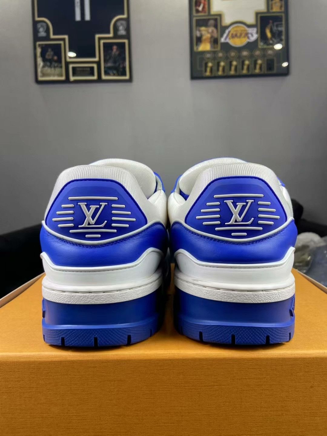 Louis Vuitton Louis Vuitton Training Blue Lowtop Sneakers 42 Men Size US 9 / EU 42 - 3 Thumbnail