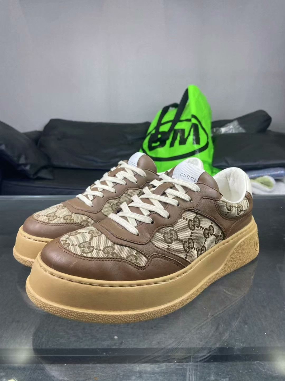 Gucci Gucci Printed Lowtop Sneakers 43 Men Size US 10 / EU 43 - 2 Thumbnail
