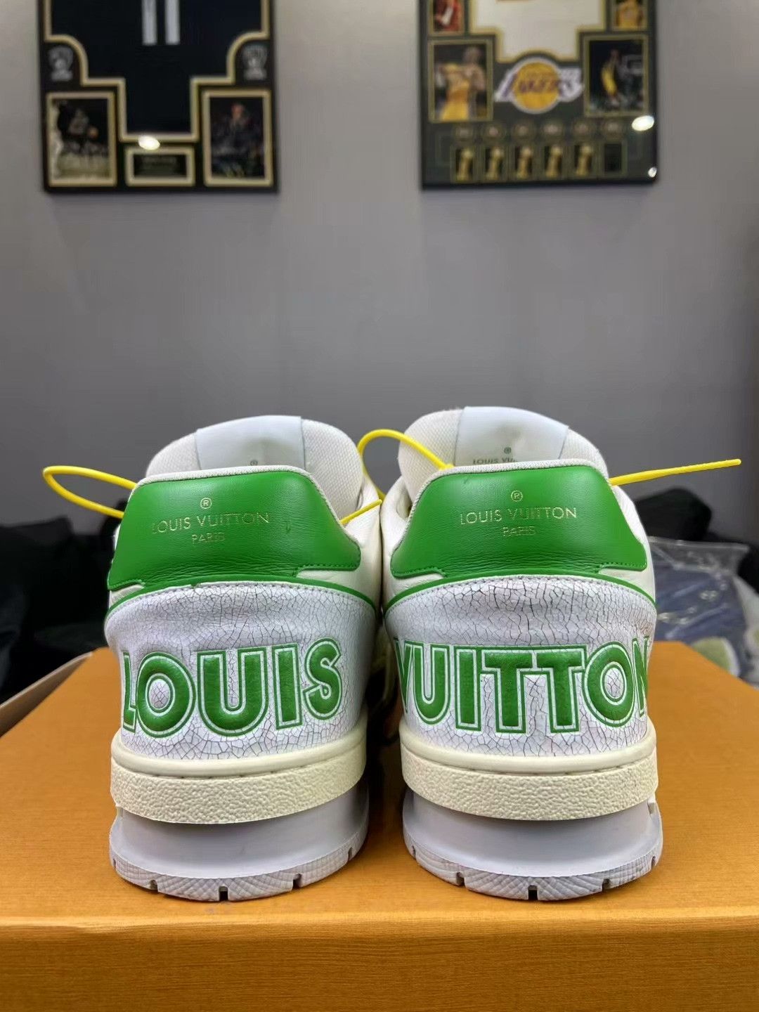 Louis Vuitton Louis Vuitton Training Green Lowtop Sneakers 40 Men Size US 7.5 / EU 40-41 - 4 Thumbnail