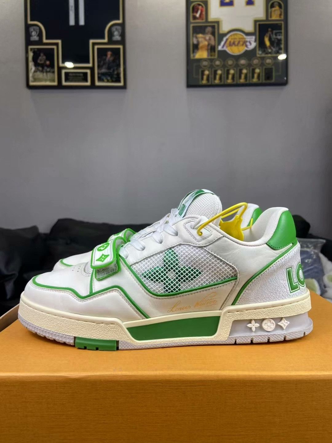 Louis Vuitton Louis Vuitton Training Green Lowtop Sneakers 40 Men Size US 7.5 / EU 40-41 - 3 Thumbnail