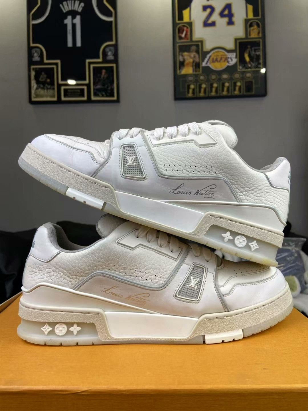 Louis Vuitton Louis Vuitton Training White Lowtop Sneakers 41 Men Size US 8.5 / EU 41-42 - 7 Thumbnail