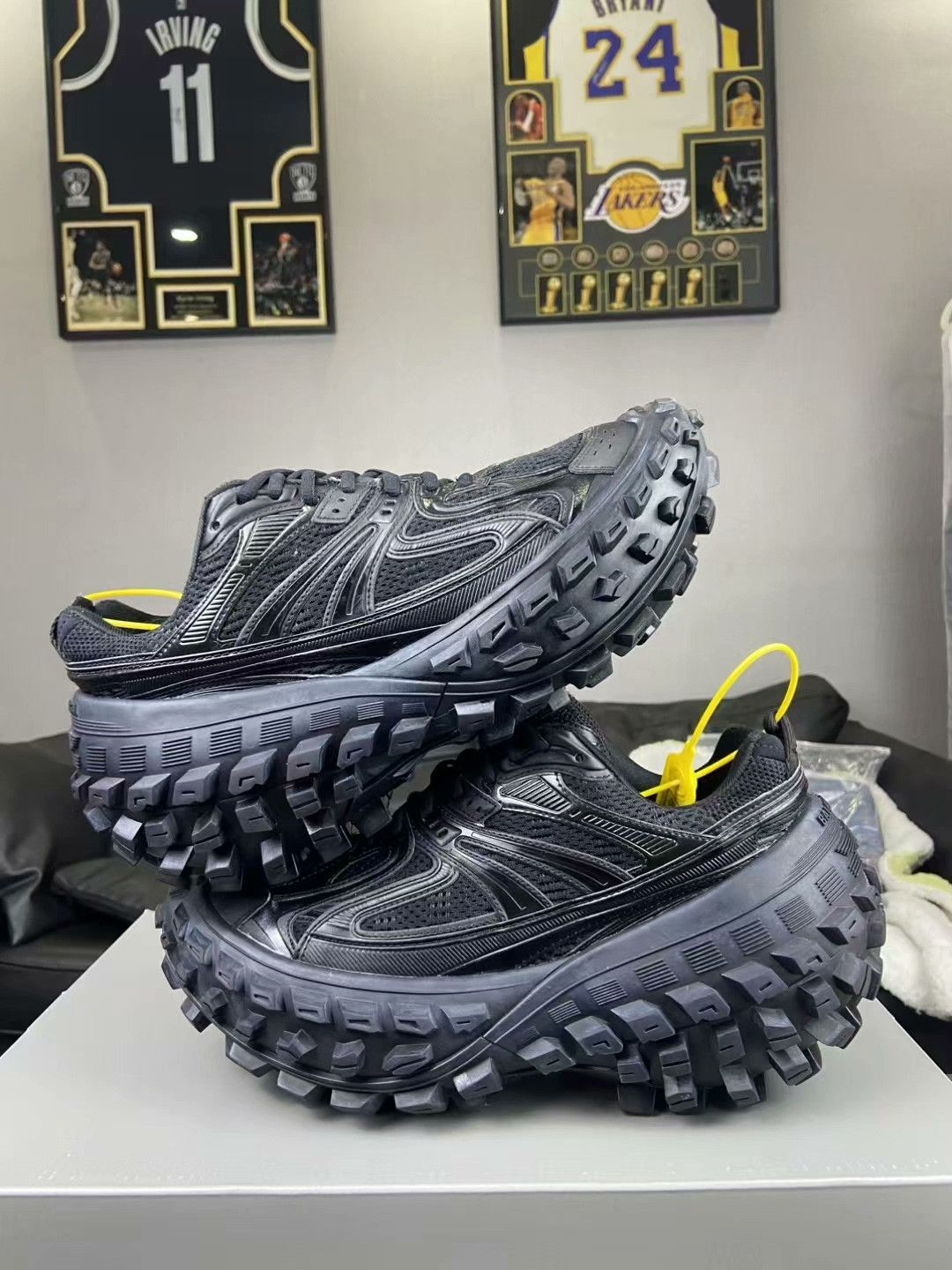 Balenciaga Balenciaga Black Lowtop Sneakers 41 Men Size US 8.5 / EU 41-42 - 7 Thumbnail