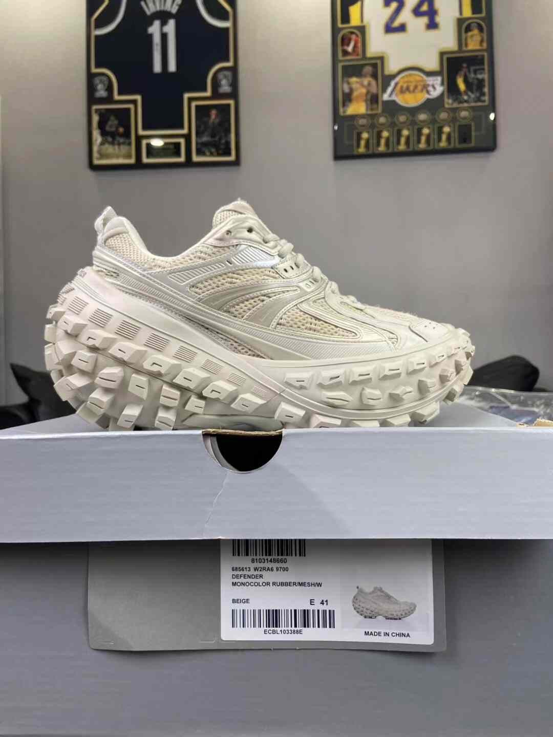 Balenciaga Balenciaga Lowtop Sneakers 41 Men Size US 8.5 / EU 41-42 - 8 Thumbnail