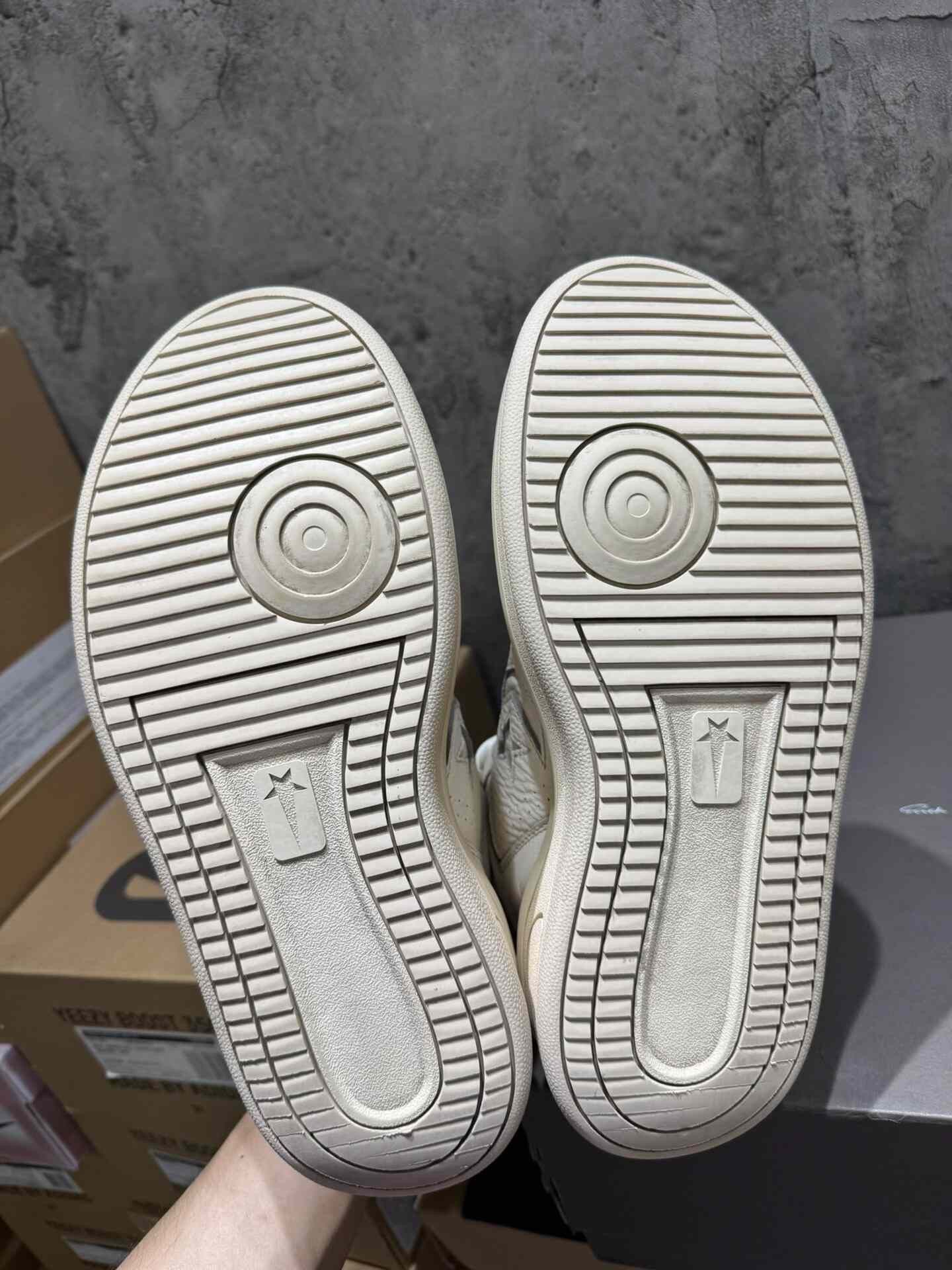 Converse Converse Collab White Lowtop Sneakers 42 Men Size US 9 / EU 42 - 5 Thumbnail