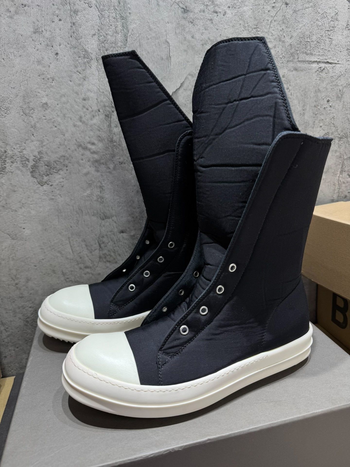 Rick Owens Rick Owens Cotton Black Boots 42 Men Size US 9 / EU 42 - 5 Thumbnail