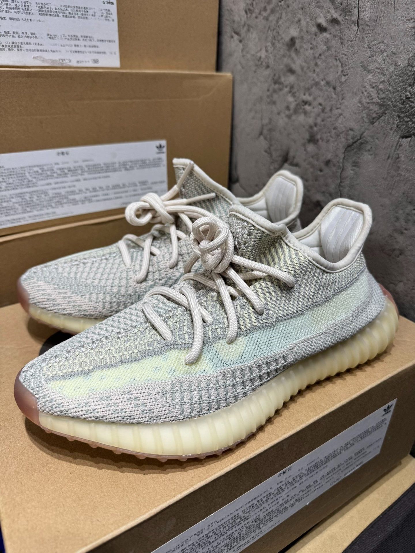 Adidas Adidas YEEZY3 Pink Lowtop Sneakers 39 Men Size US 6.5 / EU 39-40 - 7 Thumbnail