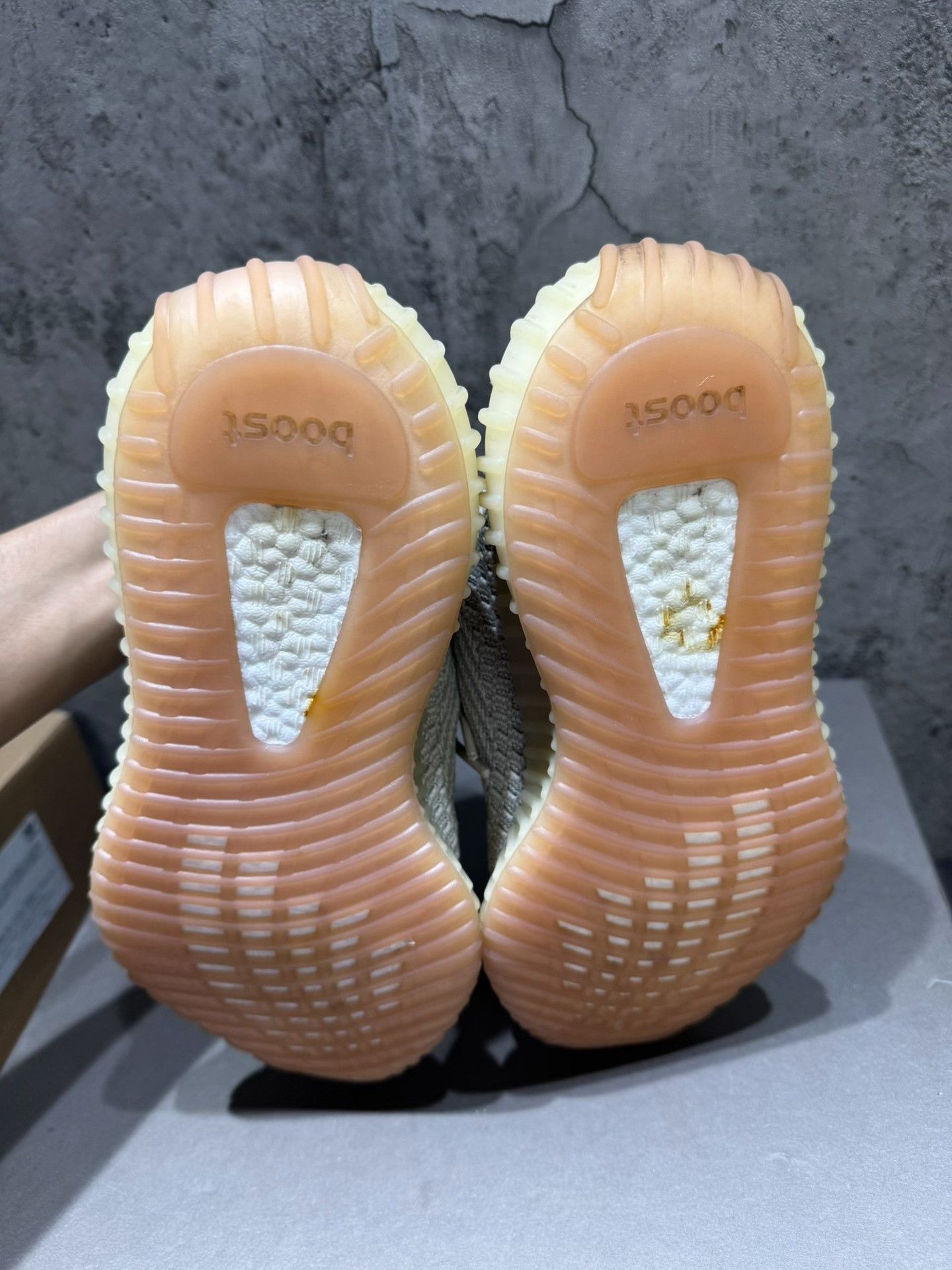 Adidas Adidas YEEZY3 Pink Lowtop Sneakers 39 Men Size US 6.5 / EU 39-40 - 4 Thumbnail