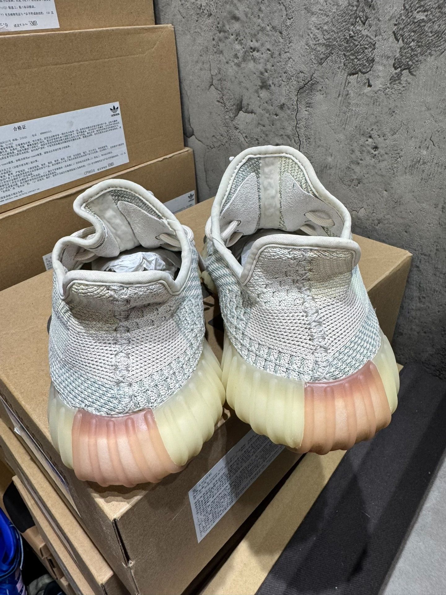 Adidas Adidas YEEZY3 Pink Lowtop Sneakers 39 Men Size US 6.5 / EU 39-40 - 3 Thumbnail
