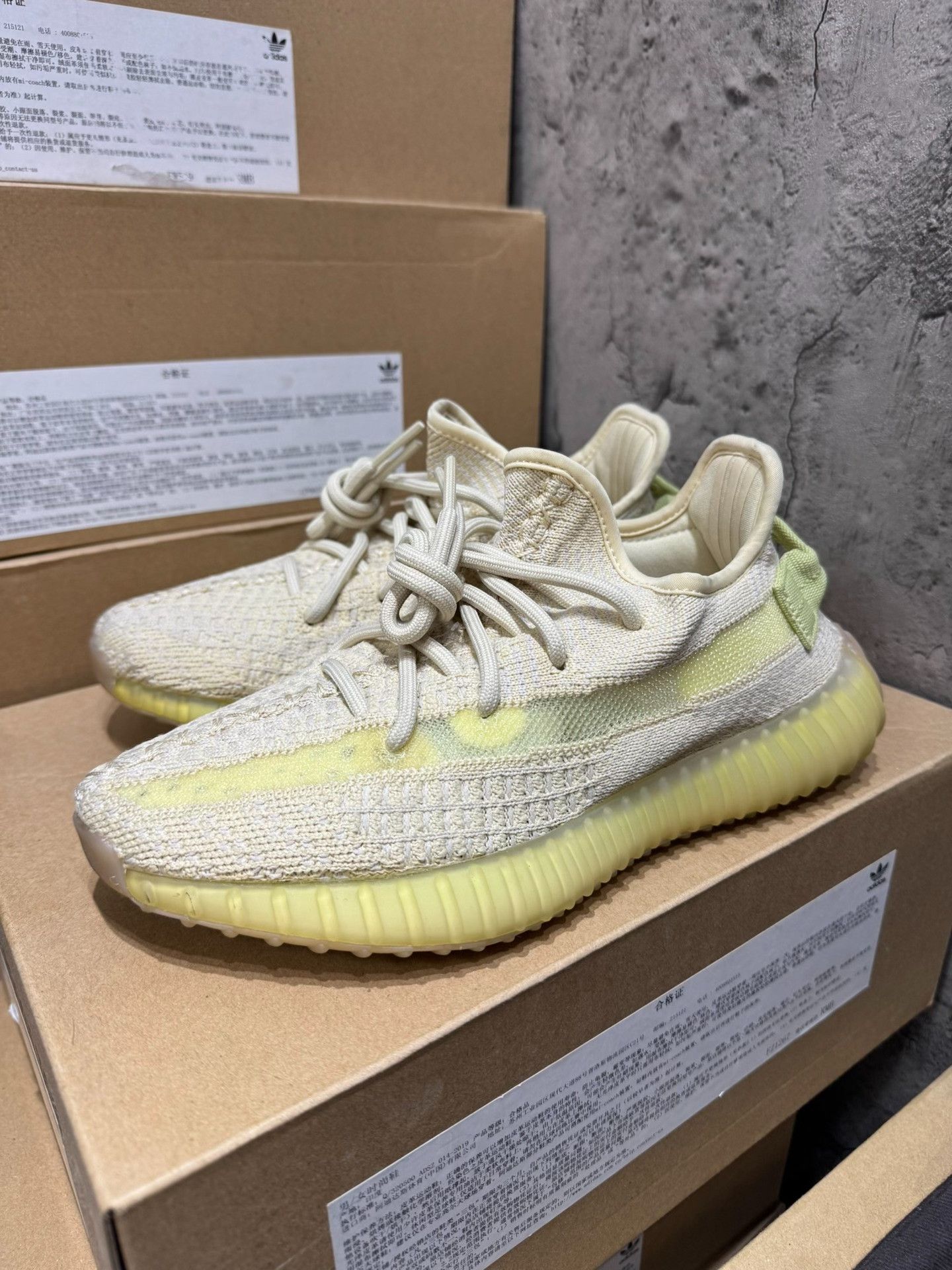 Adidas Adidas YEEZY350 Limited Yellow Lowtop Sneakers 36 Men Size US 5 / EU 37 - 3 Thumbnail