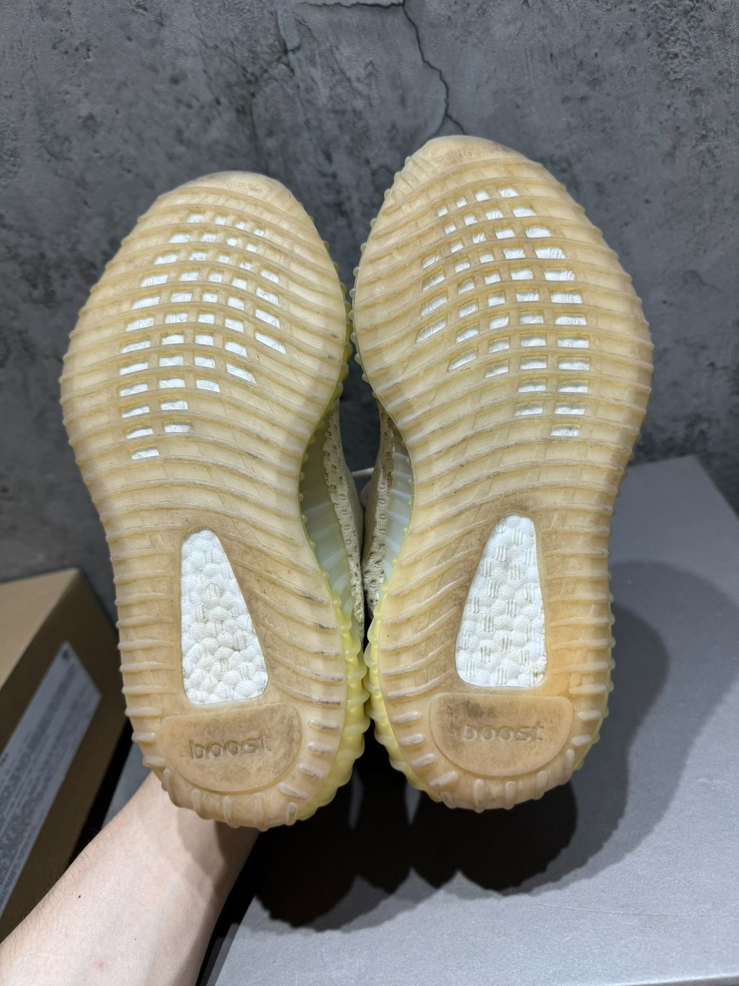 Adidas Adidas YEEZY350 Limited Yellow Lowtop Sneakers 36 Men Size US 5 / EU 37 - 9 Thumbnail