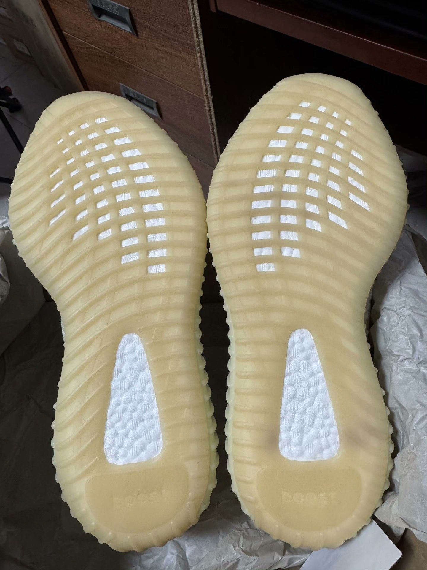 Adidas Adidas Yellow Lowtop Sneakers 35 Men Size US 5 / EU 37 - 7 Thumbnail