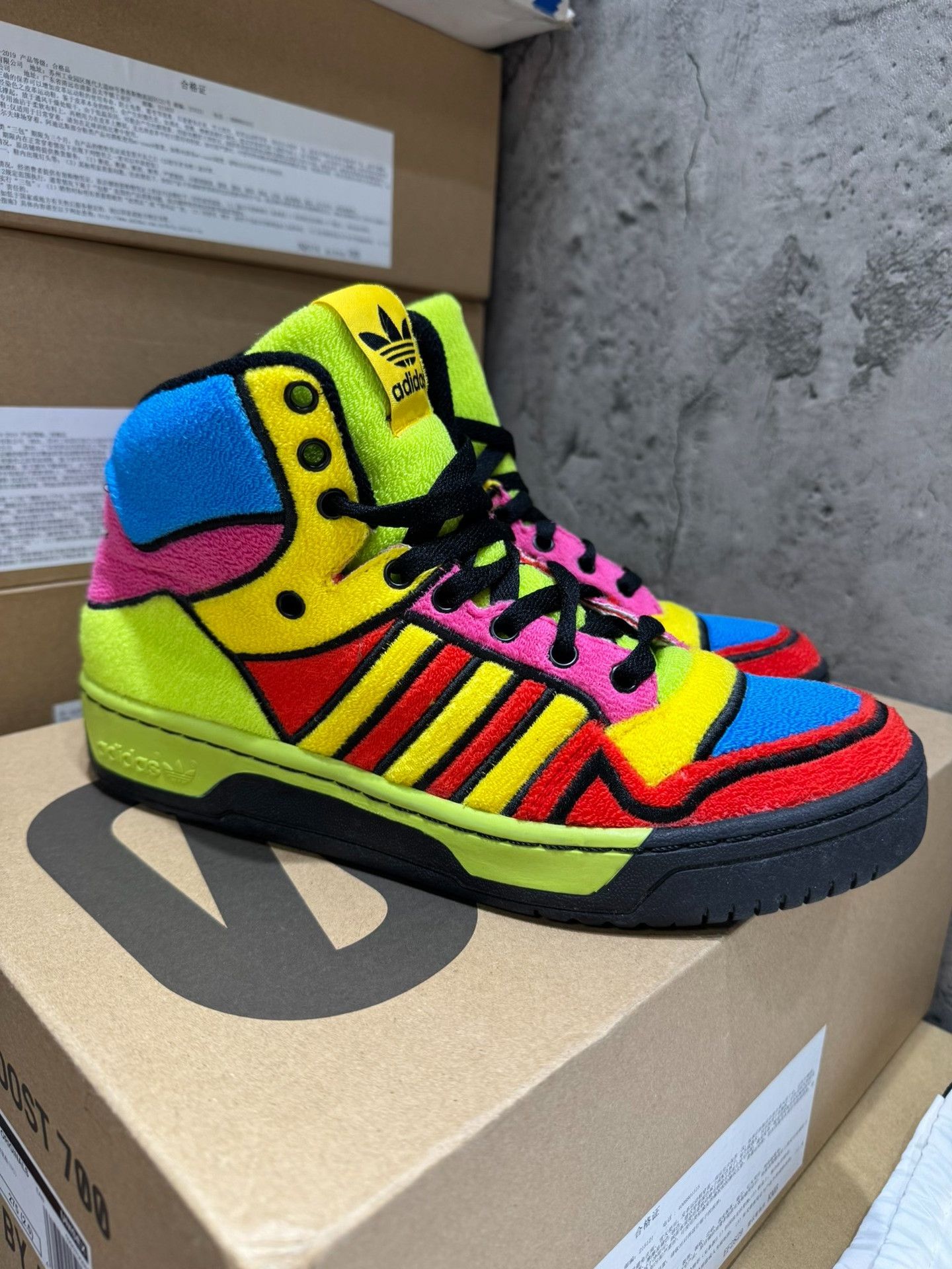 Adidas Adidas Rainbow Multi Lowtop Sneakers 40 Men Size US 7.5 / EU 40-41 - 6 Thumbnail
