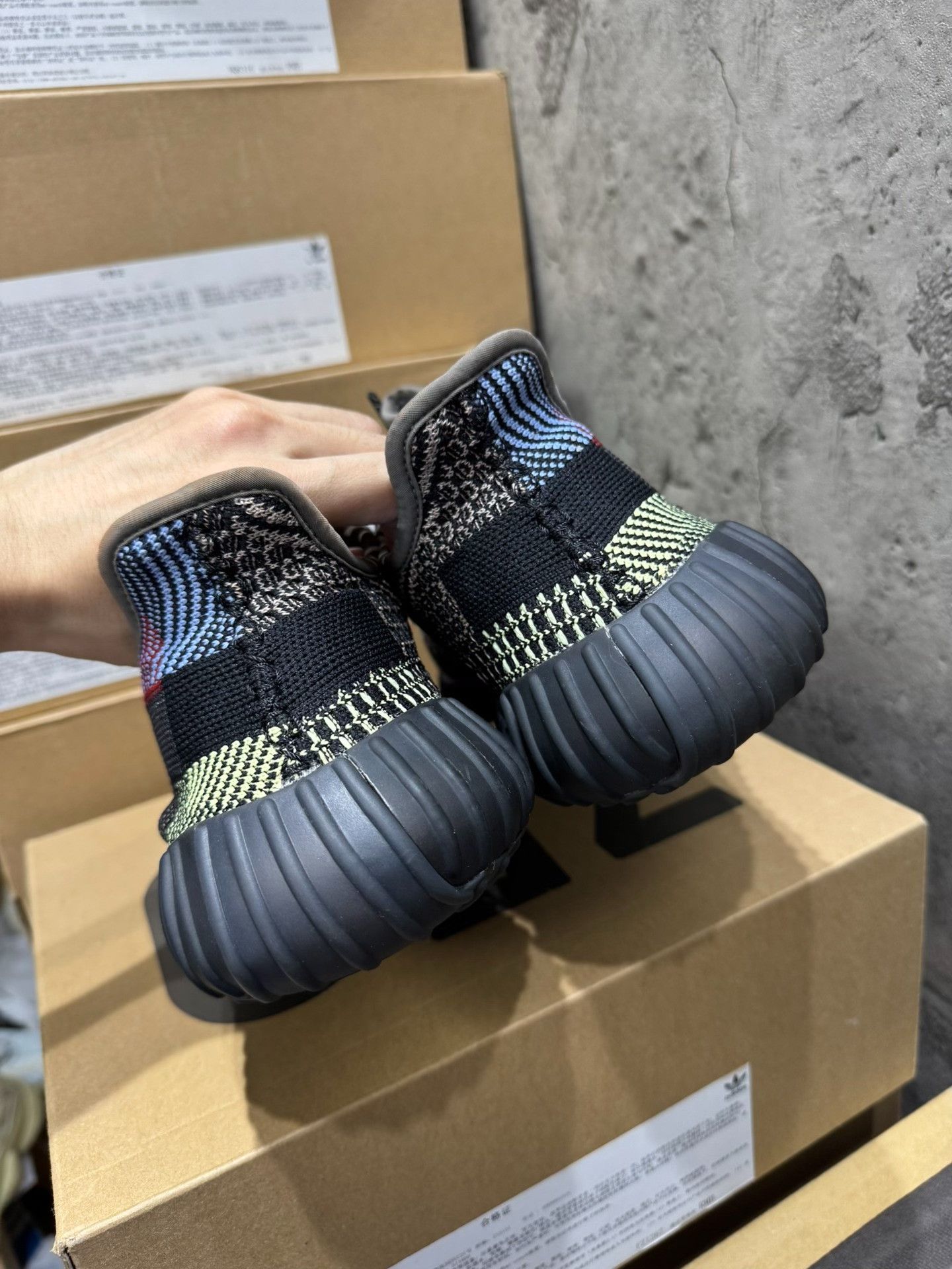 Adidas Adidas YEEZY35 Black Lowtop Sneakers 35 Men Size US 5 / EU 37 - 2 Thumbnail