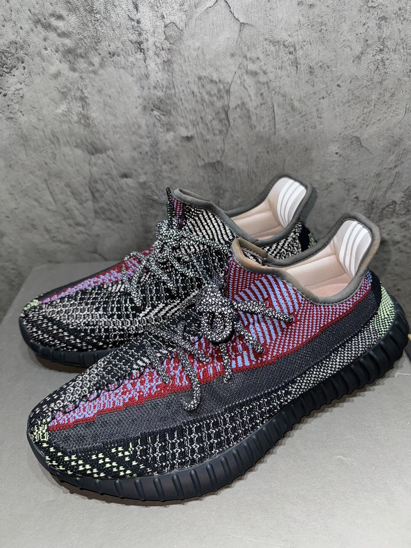 Adidas Adidas YEEZY35 Black Lowtop Sneakers 35 Men Size US 5 / EU 37 - 3 Thumbnail