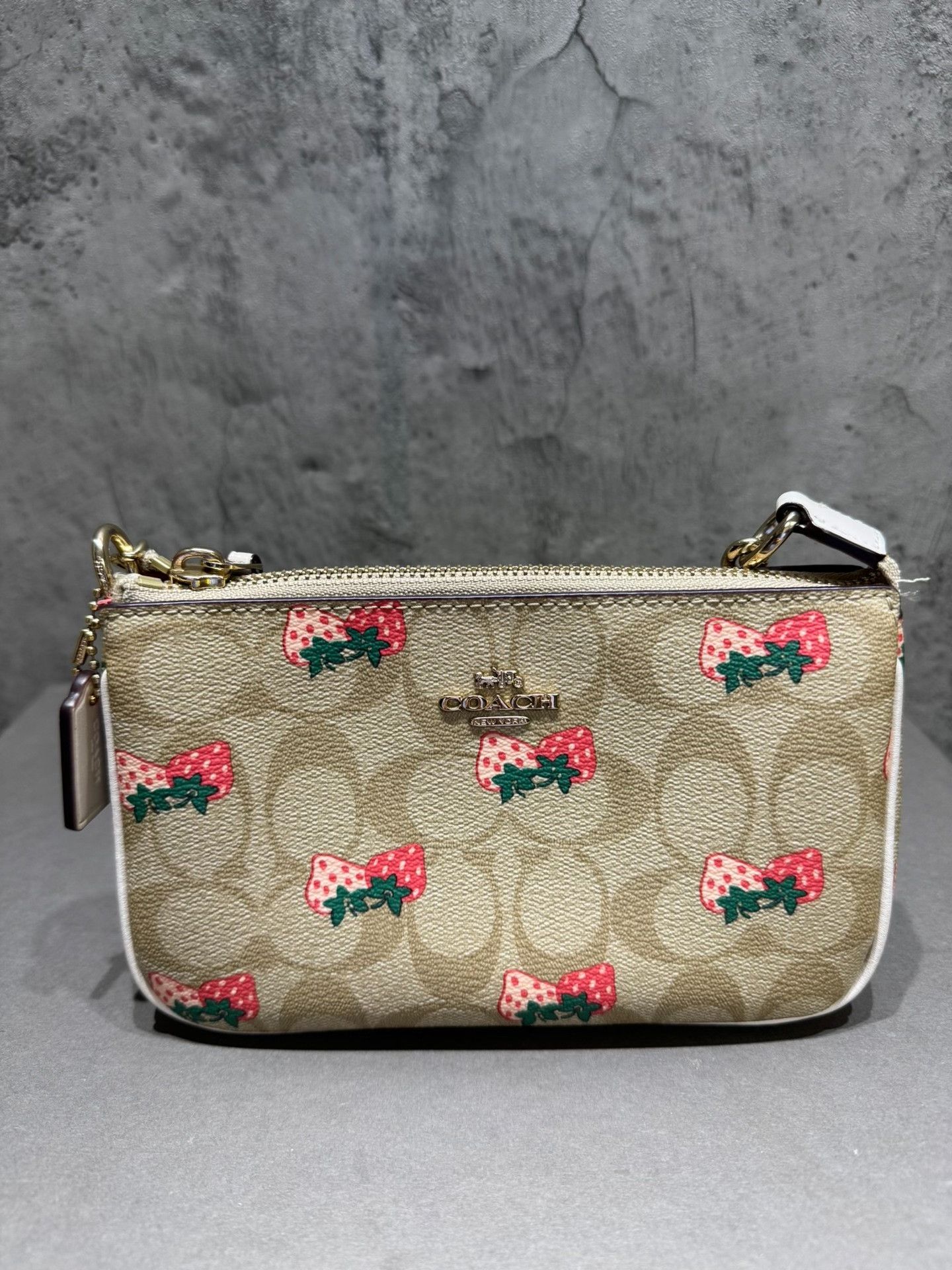 Coach Coach Leather Printed Beige Shoulder Bag 36 Women Size ONE SIZE - 6 Thumbnail