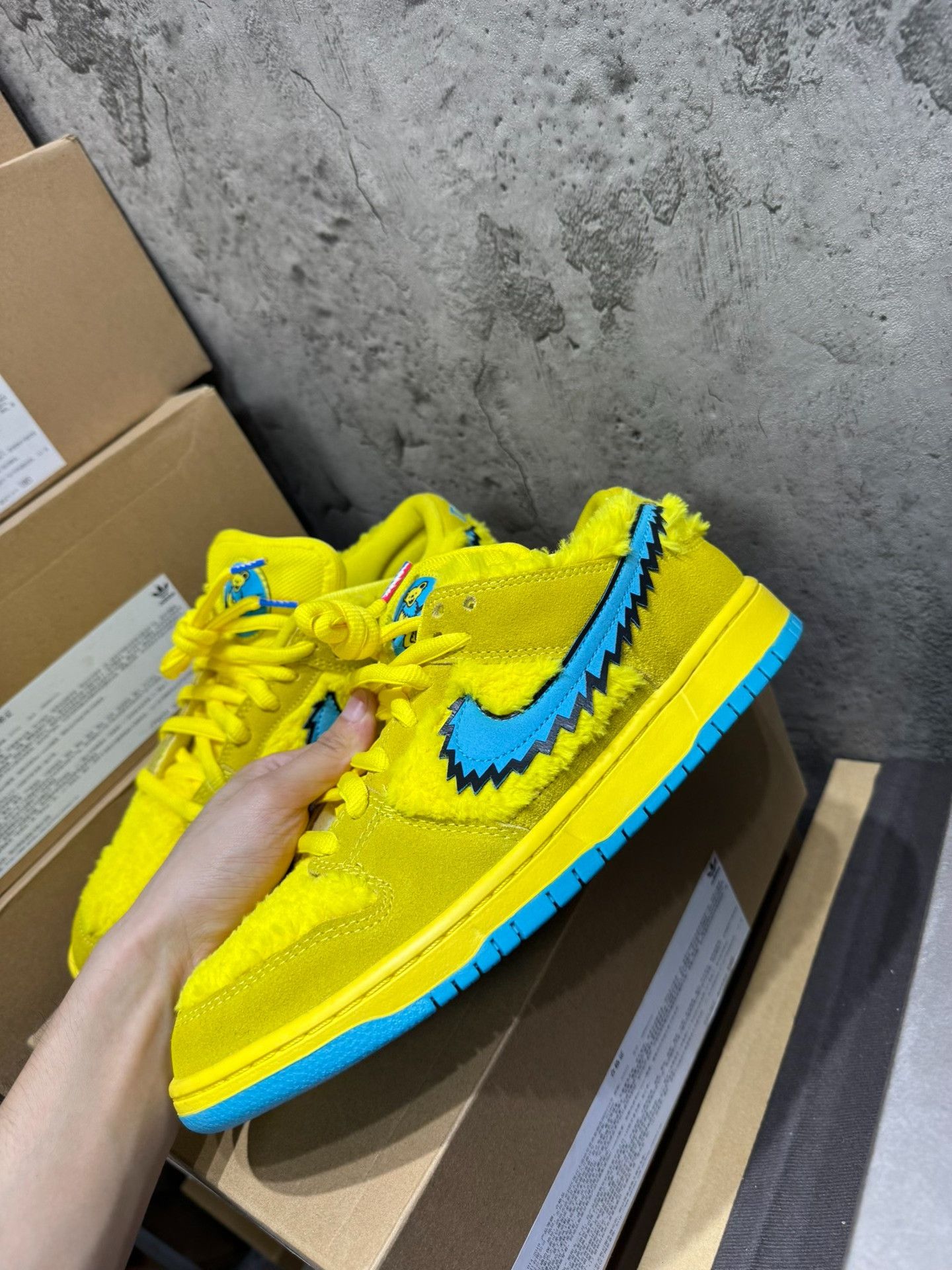Nike Nike DUNK Yellow Lowtop Sneakers 42 Men Size US 9 / EU 42 - 8 Thumbnail