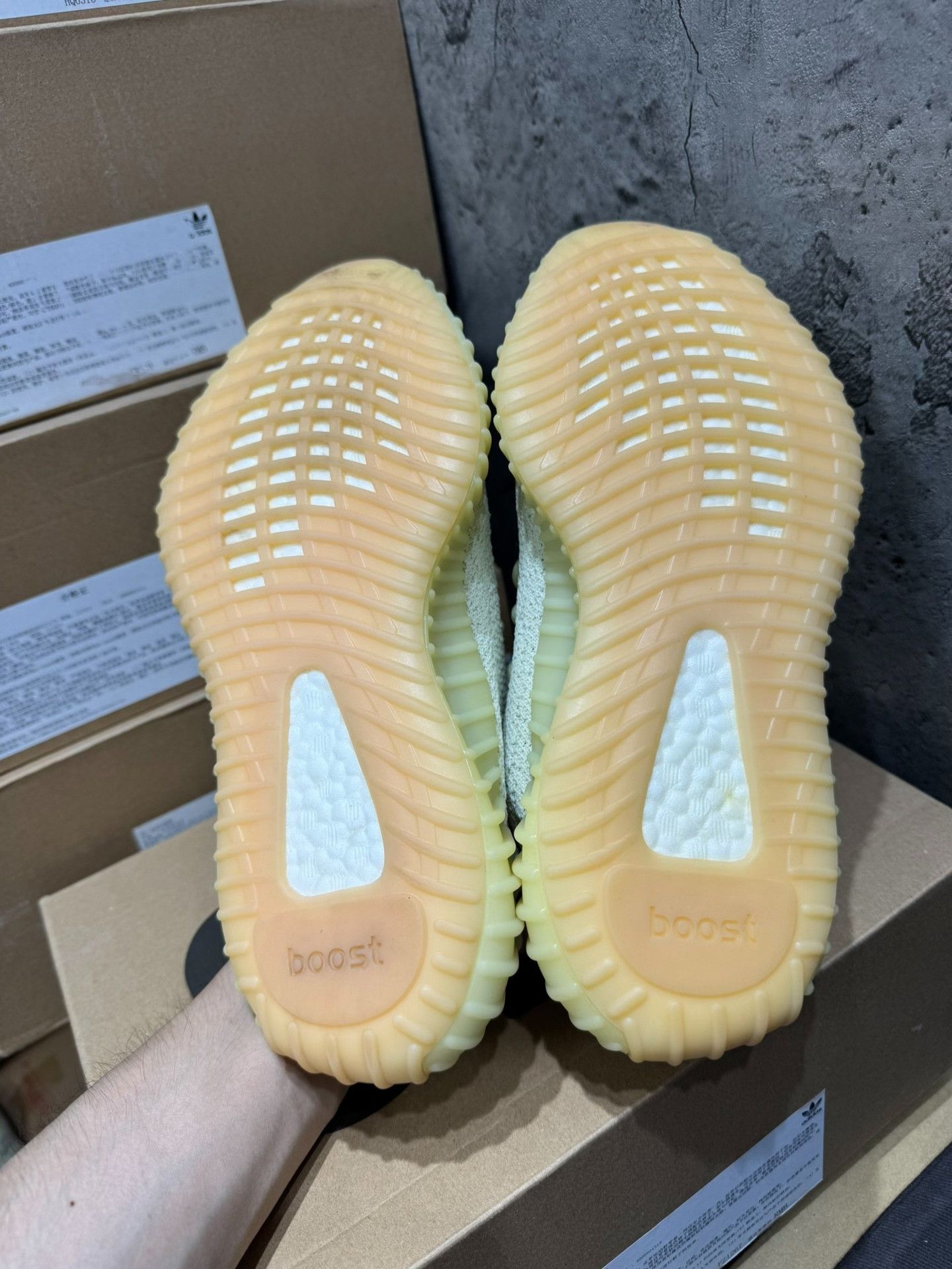 Yeezy Yeezy Yellow Lowtop Sneakers 38 Men Size US 6 / EU 39 - 4 Thumbnail