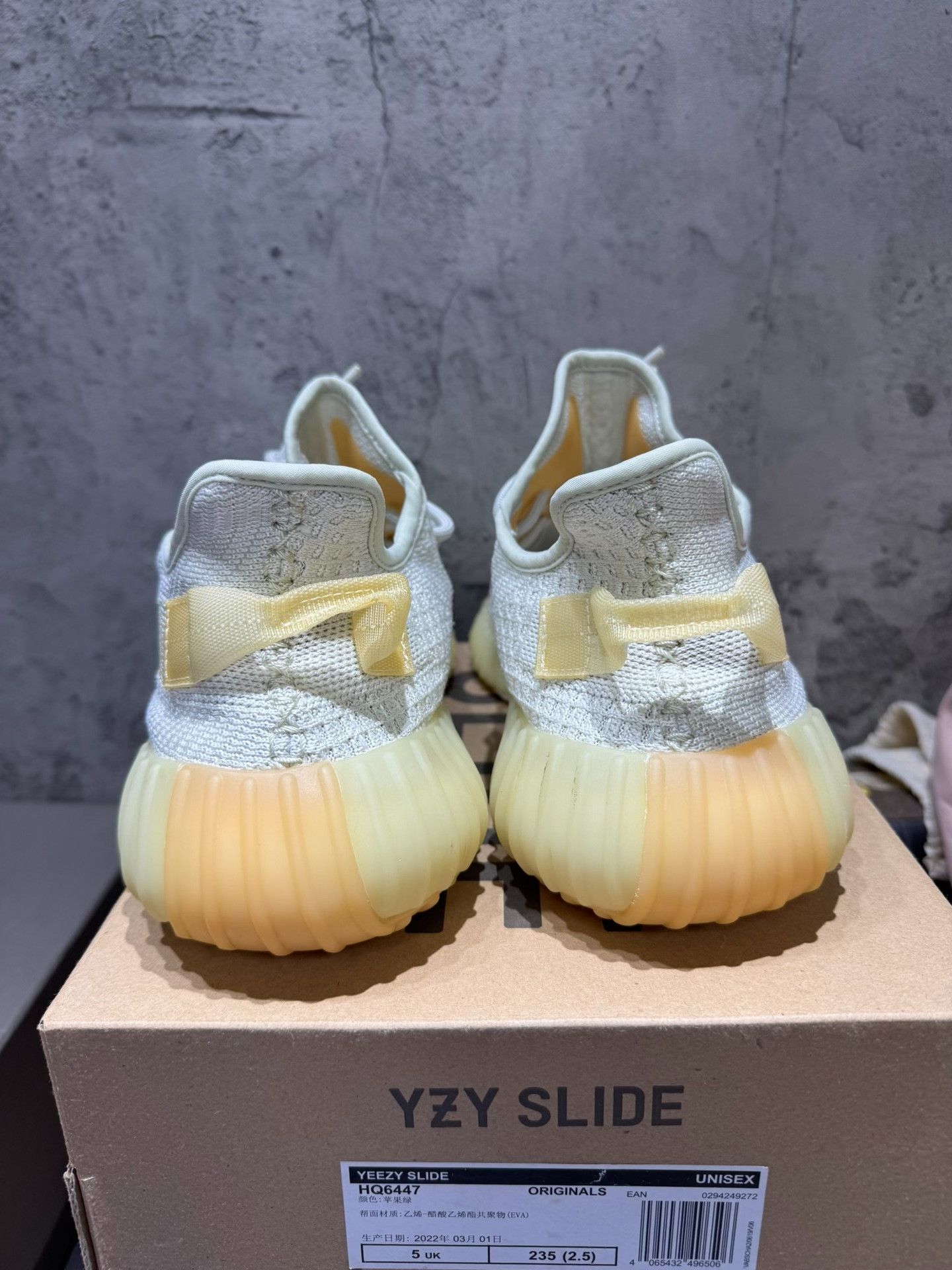 Adidas Adidas Yellow Lowtop Sneakers 35 Men Size US 5 / EU 37 - 2 Thumbnail