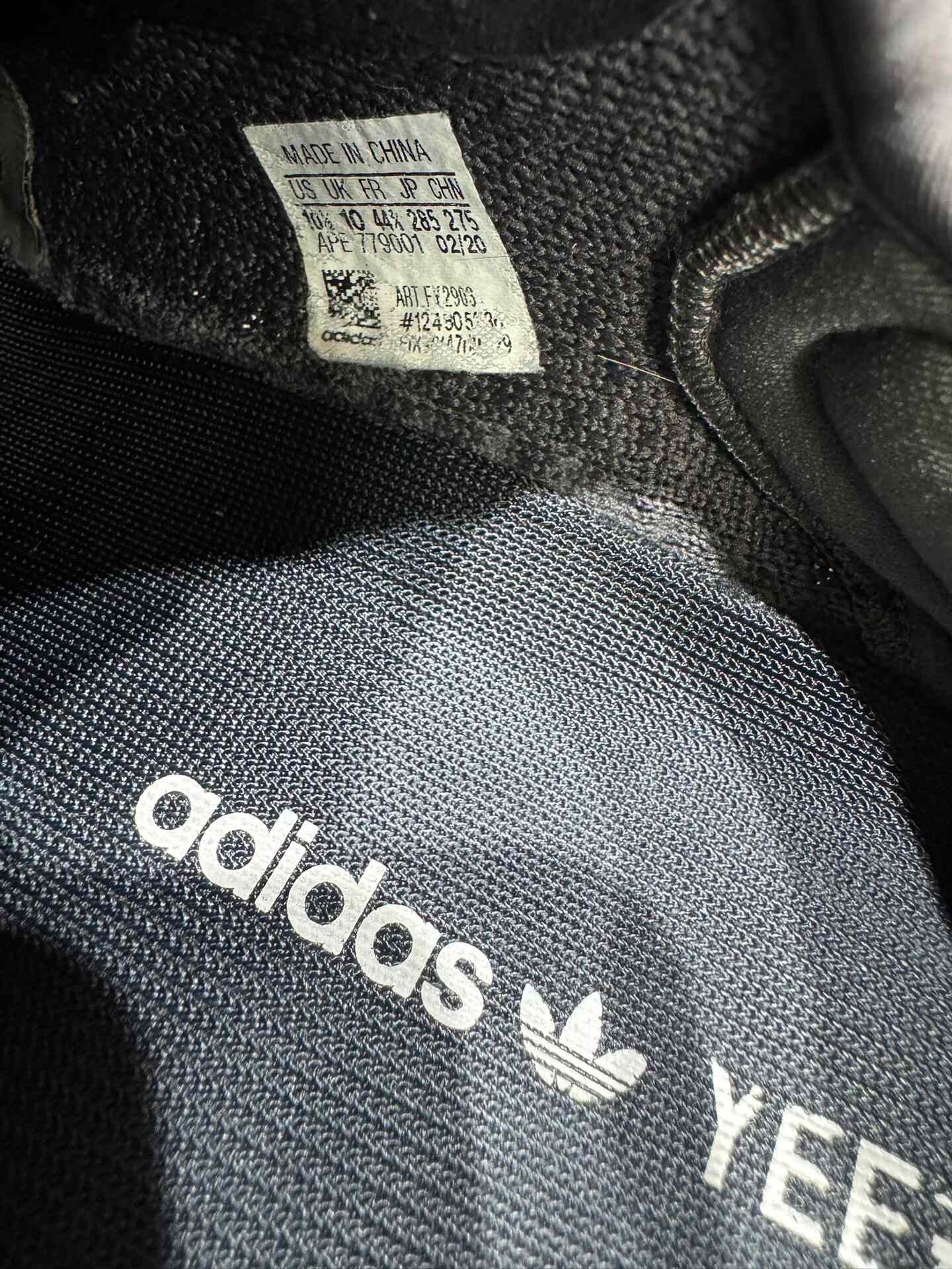Adidas Adidas Black Lowtop Sneakers 10 Men Size US 10 / EU 43 - 7 Thumbnail