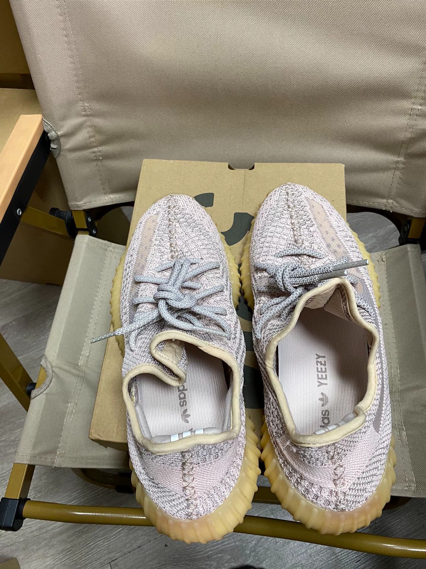 Adidas Adidas YEEZY350 Pink Lowtop Sneakers 42 Men Size US 9 / EU 42 - 6 Thumbnail