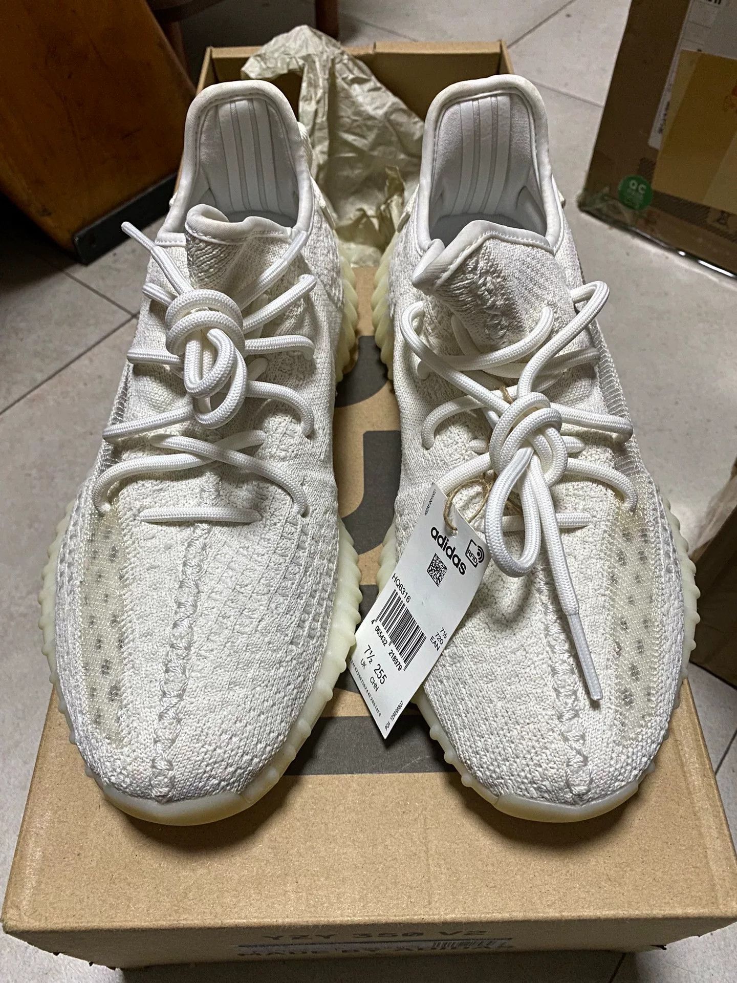 Adidas Adidas YEEZY350 White Lowtop Sneakers 35 Men Size US 5 / EU 37 - 2 Thumbnail