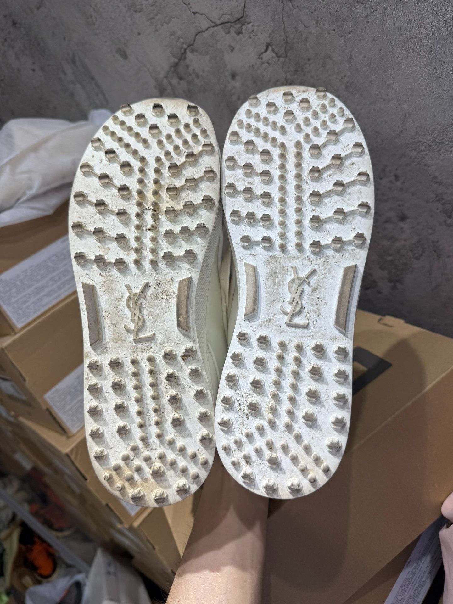 Saint Laurent Paris Saint Laurent Paris White Lowtop Sneakers 41 Men Size US 8.5 / EU 41-42 - 4 Thumbnail
