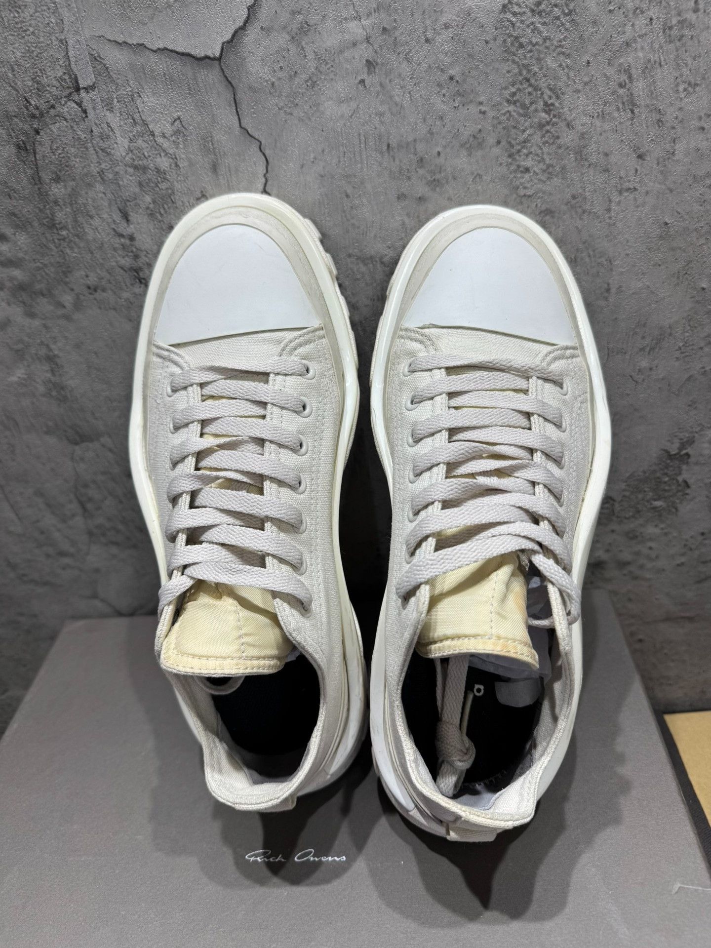 Adidas Adidas White Lowtop Sneakers 41 Men Size US 8.5 / EU 41-42 - 8 Thumbnail