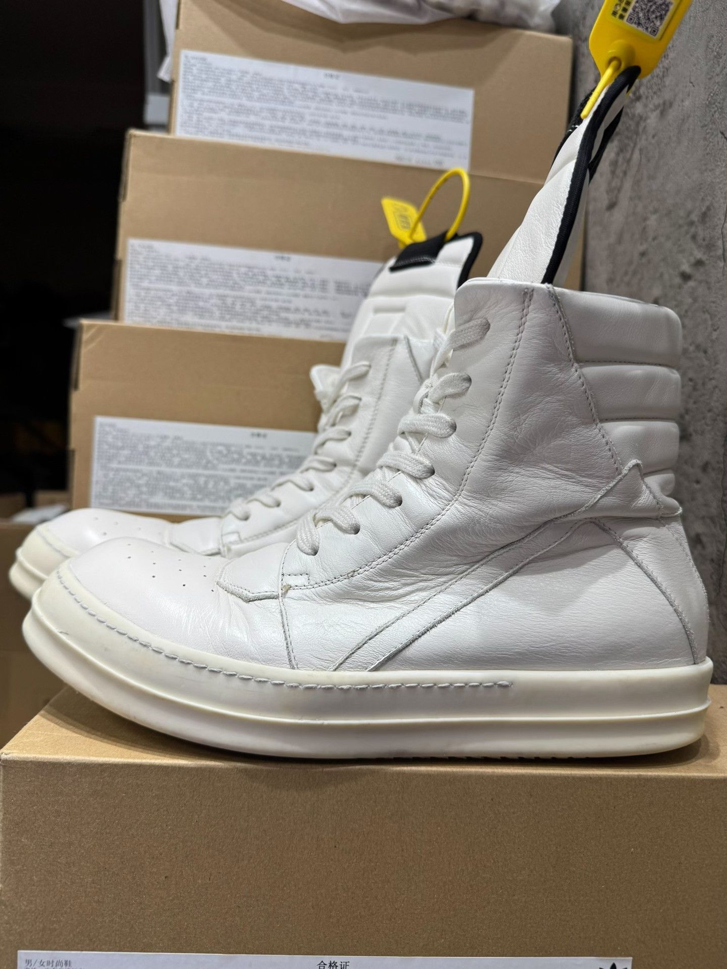 Rick Owens Rick Owens White Hitop Sneakers 41 Men Size US 8.5 / EU 41-42 - 8 Thumbnail