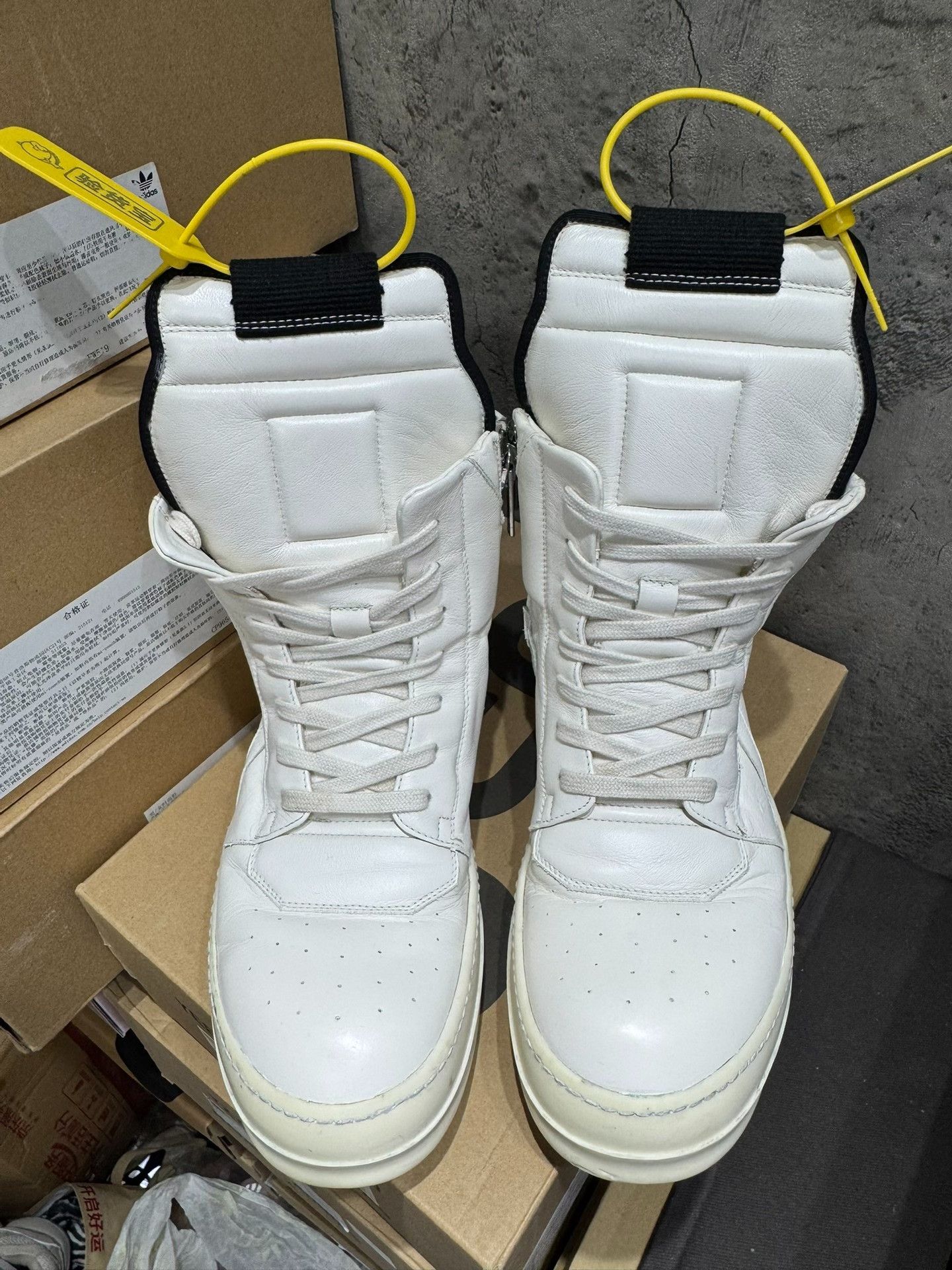 Rick Owens Rick Owens White Hitop Sneakers 41 Men Size US 8.5 / EU 41-42 - 9 Thumbnail