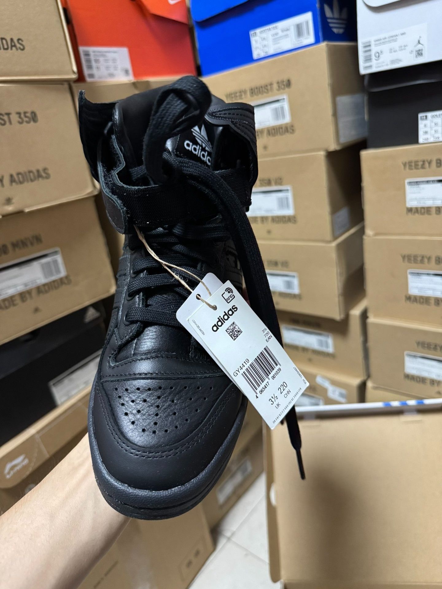 Adidas Adidas Black Hitop Sneakers 36 Women Size US 6 / IT 36 - 2 Thumbnail