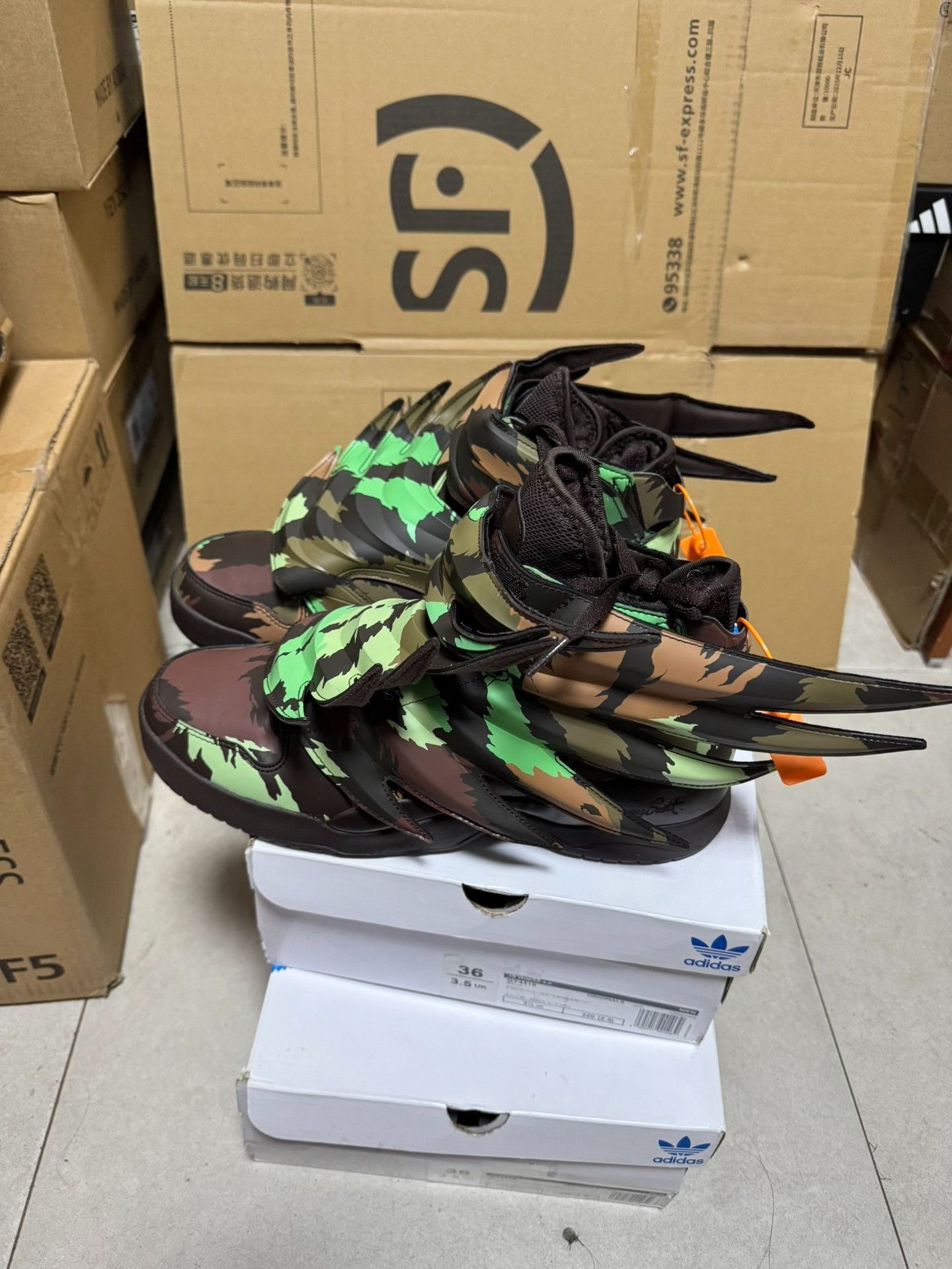 Adidas Adidas Green Hitop Sneakers S Men Size US 10 / EU 43 - 9 Thumbnail