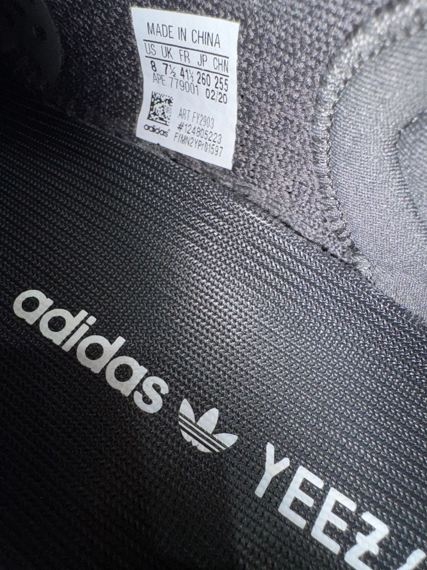 Adidas Adidas YEEZY350 Black Lowtop Sneakers 41 Men Size US 8.5 / EU 41-42 - 9 Thumbnail