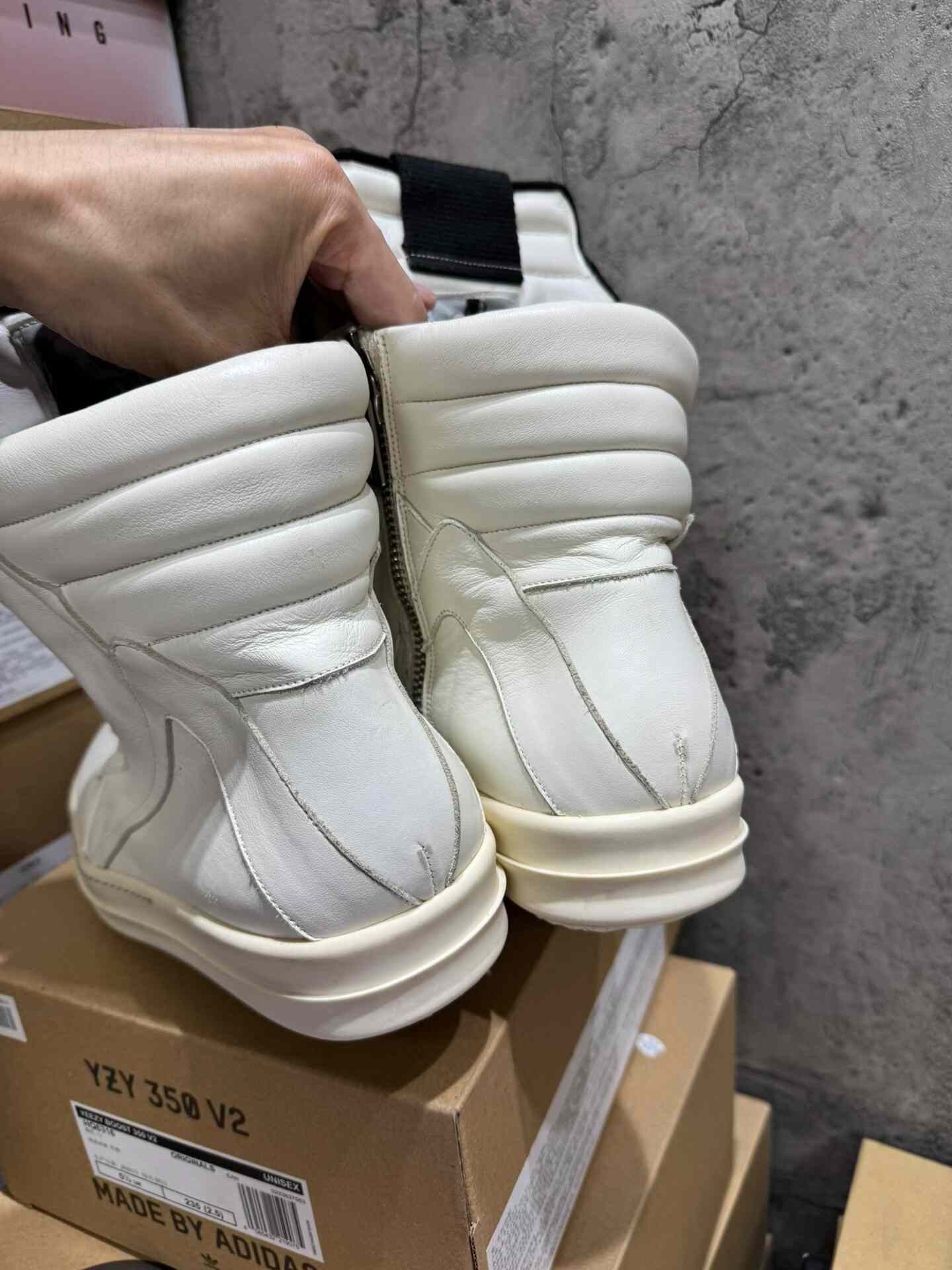 Rick Owens Rick Owens White Hitop Sneakers 41 Men Size US 8.5 / EU 41-42 - 7 Thumbnail