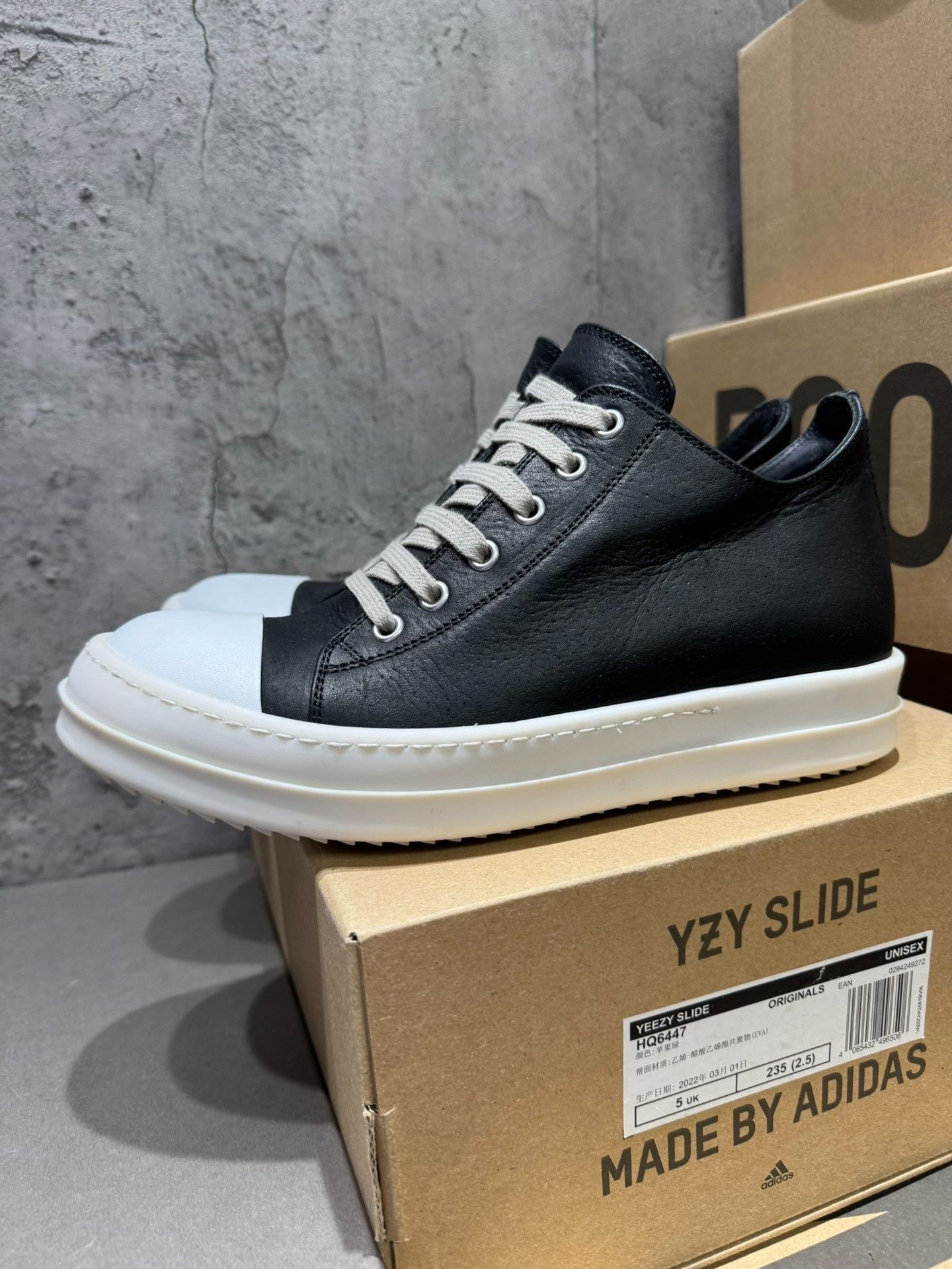 Converse Converse Leather Black Lowtop Sneakers 38 Women Size US 7.5 / IT 37.5 - 7 Thumbnail