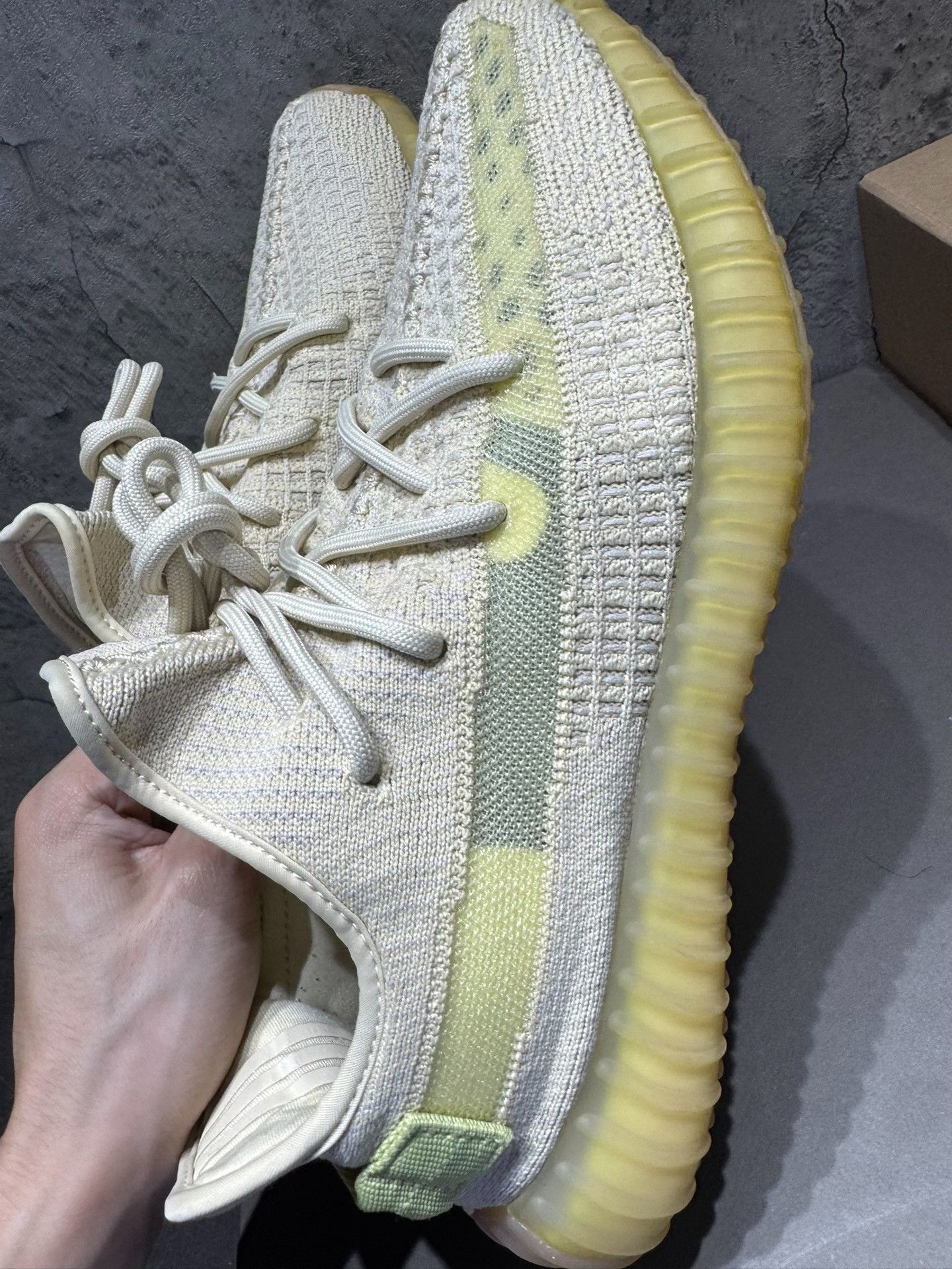 Yeezy Yeezy Limited Yellow Lowtop Sneakers 9 Men Size US 9 / EU 42 - 4 Thumbnail