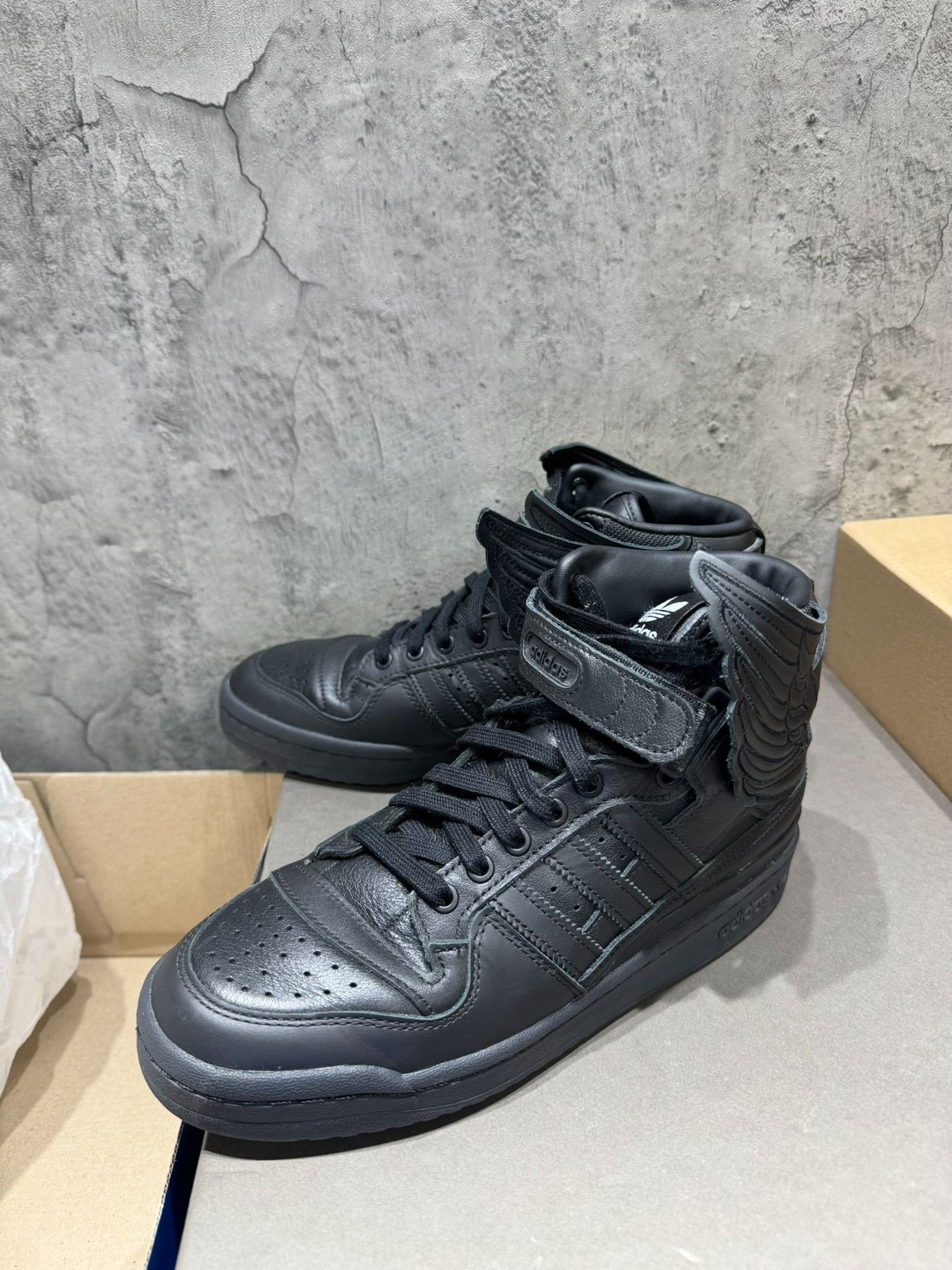 Adidas Adidas Black Hitop Sneakers 41 Men Size US 8.5 / EU 41-42 - 6 Thumbnail