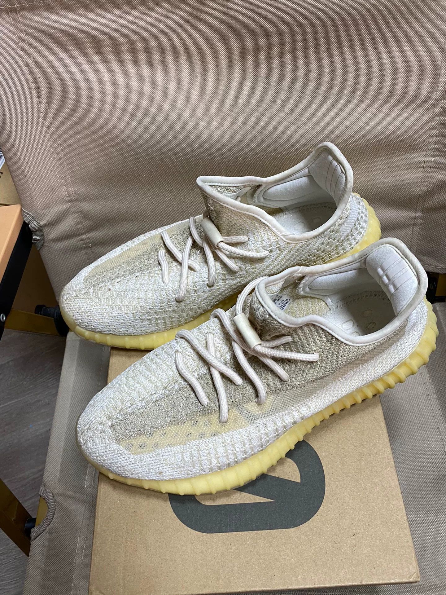 Yeezy Yeezy White Lowtop Sneakers 42 Men Size US 9 / EU 42 - 4 Thumbnail