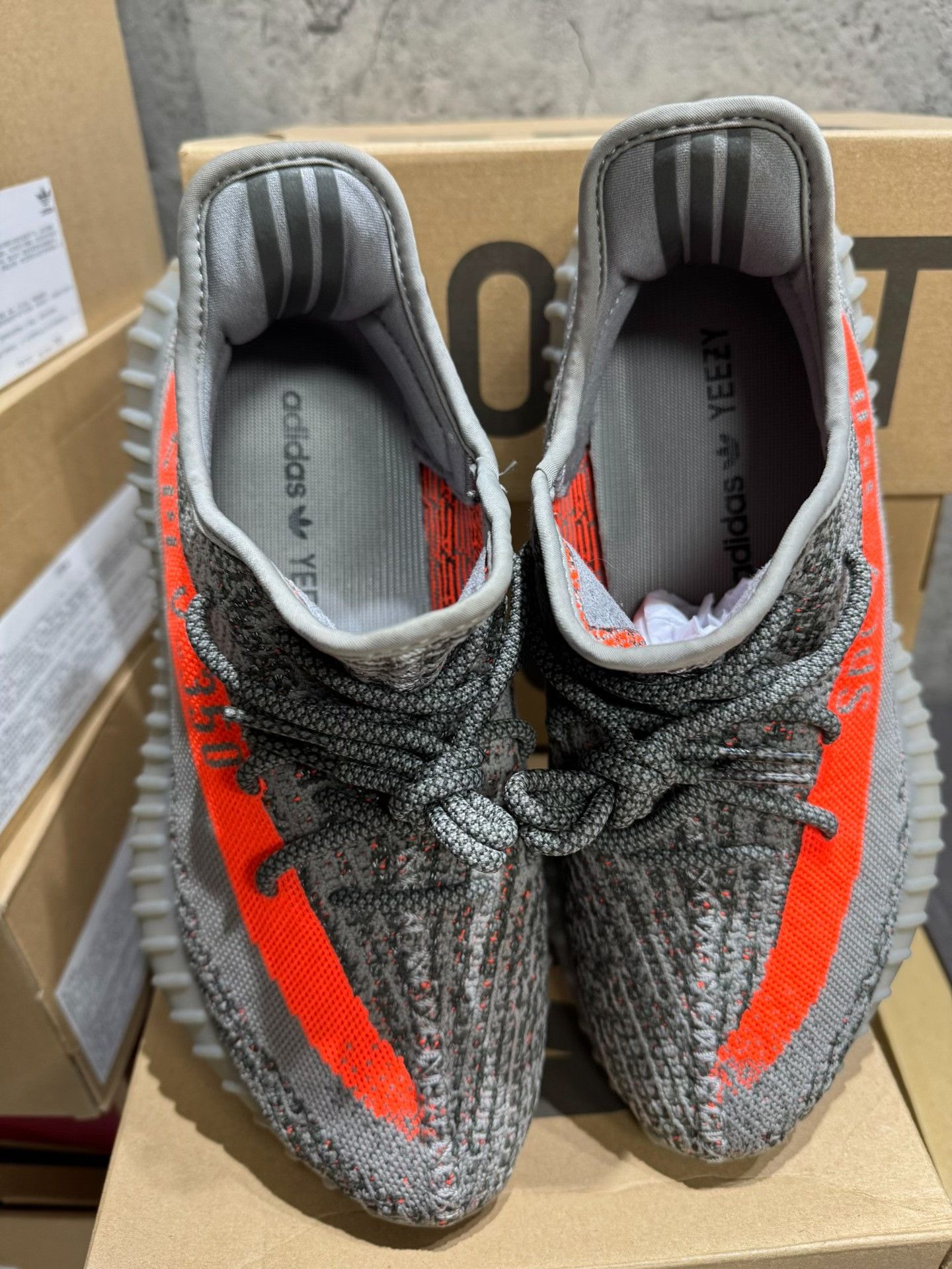 Adidas Adidas YEEZY350 Gray Lowtop Sneakers 42 Men Size US 9 / EU 42 - 8 Thumbnail