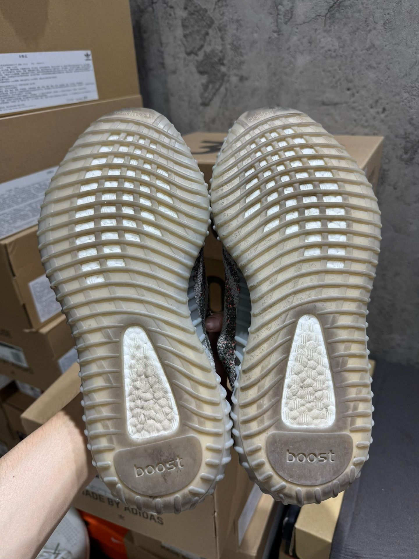 Adidas Adidas YEEZY350 Gray Lowtop Sneakers 42 Men Size US 9 / EU 42 - 6 Thumbnail