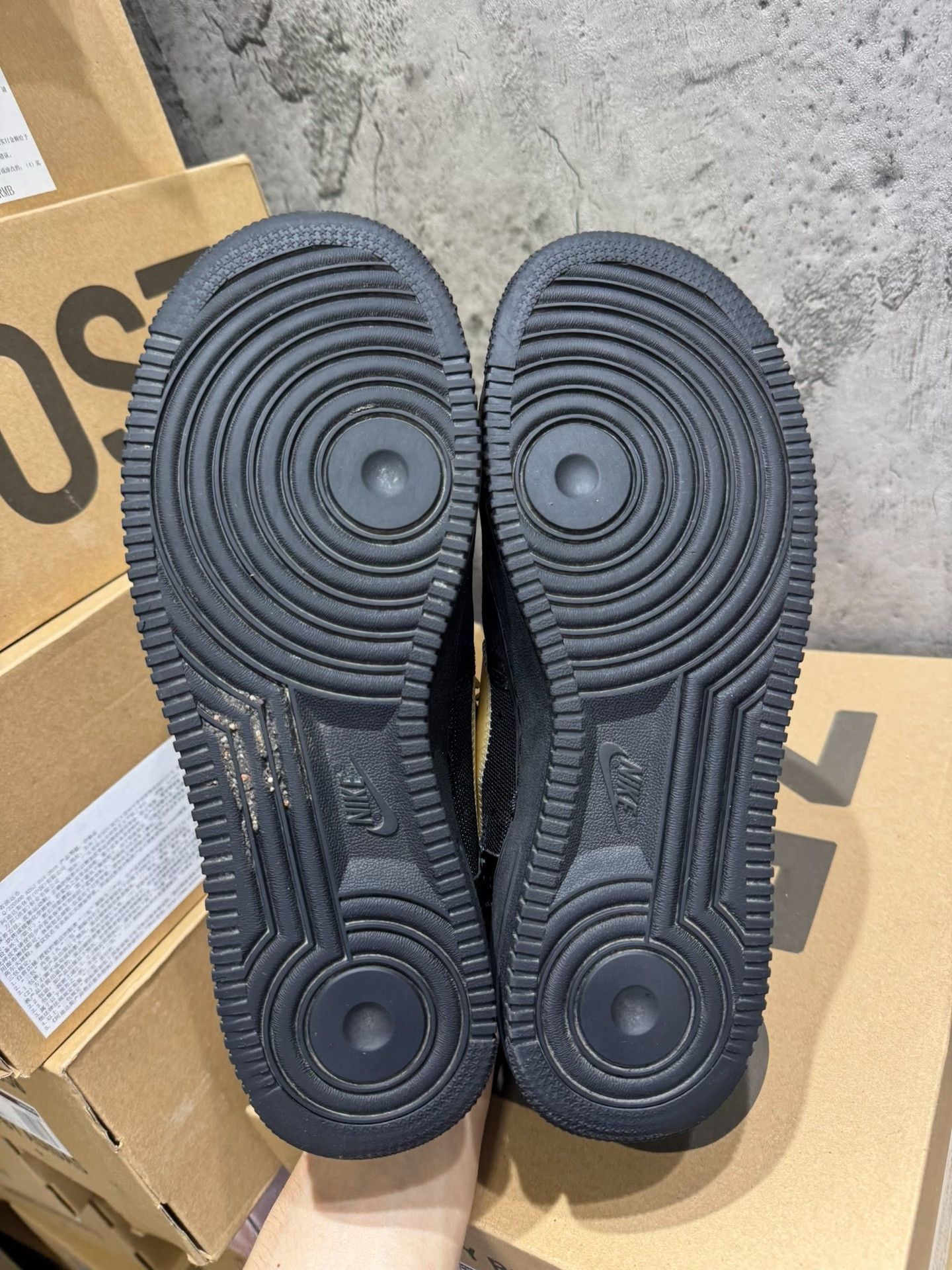 Off-White Off-White Black Lowtop Sneakers 42 Men Size US 9 / EU 42 - 8 Thumbnail